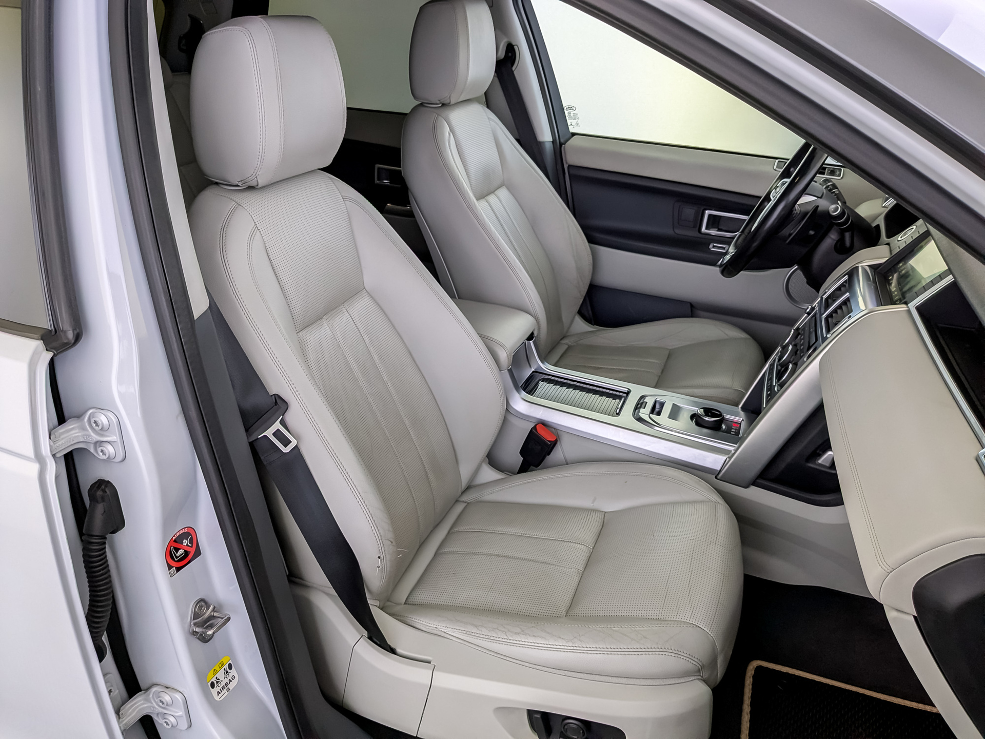 LAND ROVER Discovery Sport 2.00 (149 л.с), автомат, 2016, пробег 154 502 км