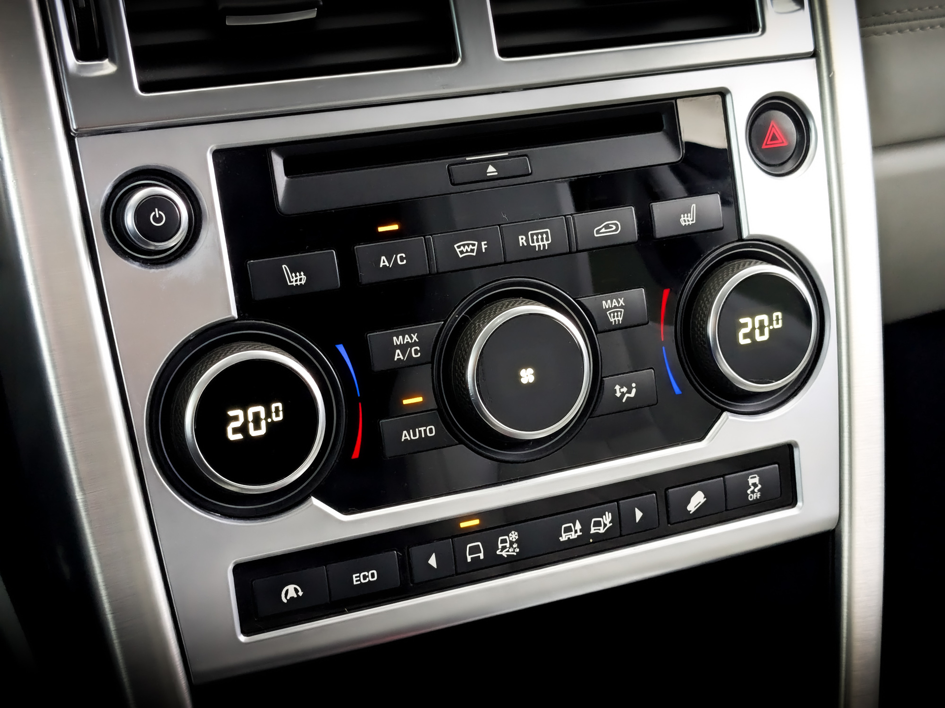 LAND ROVER Discovery Sport 2.00 (149 л.с), автомат, 2016, пробег 154 502 км