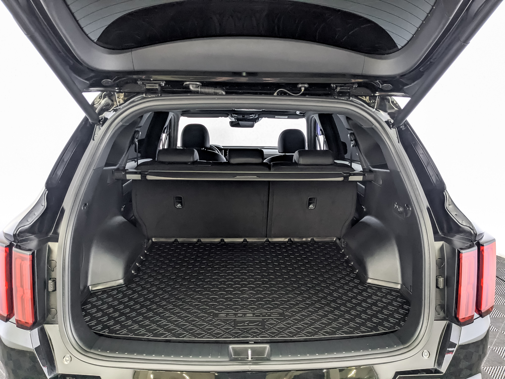 KIA Sorento 3.50 (249 л.с), автомат, 2023, пробег 39 879 км