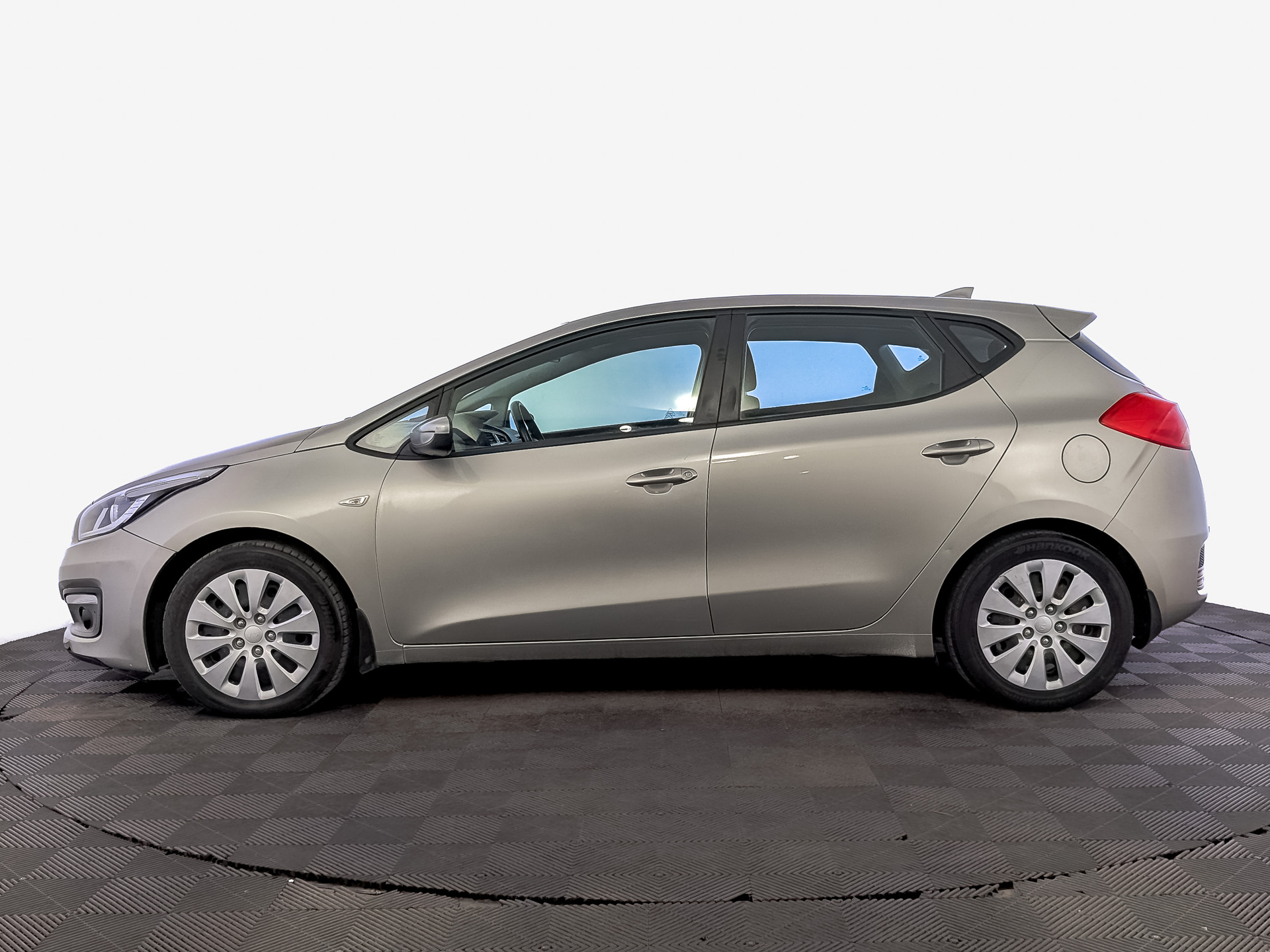 KIA Ceed 1.60 (130 л.с), автомат, 2017, пробег 100 294 км