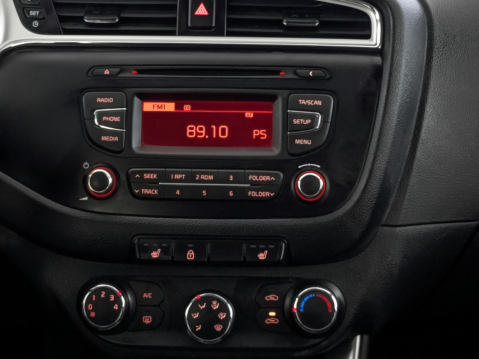 KIA Ceed 1.60 (130 л.с), автомат, 2017, пробег 100 294 км