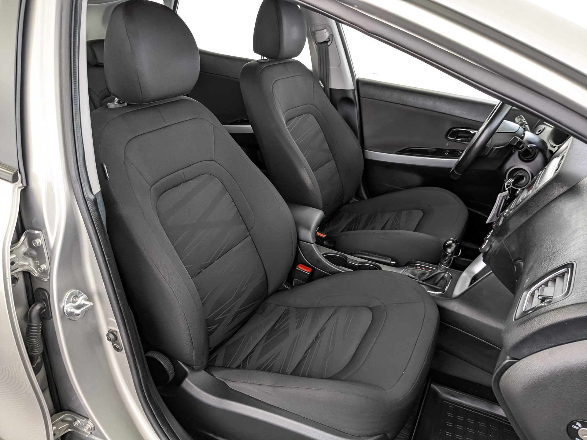 KIA Ceed 1.60 (130 л.с), автомат, 2017, пробег 100 294 км