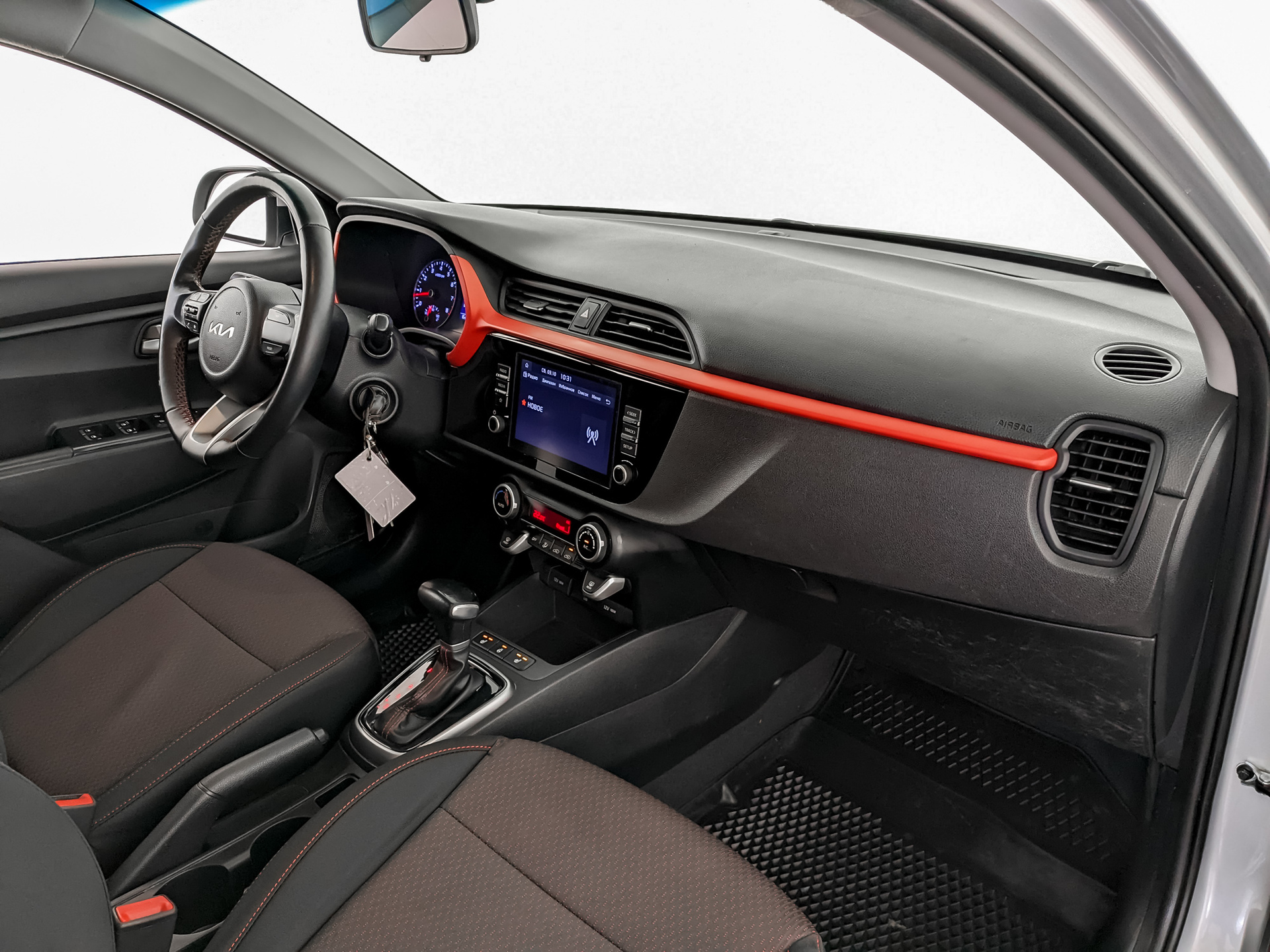 KIA Rio 1.60 (123 л.с), автомат, 2021, пробег 89 200 км