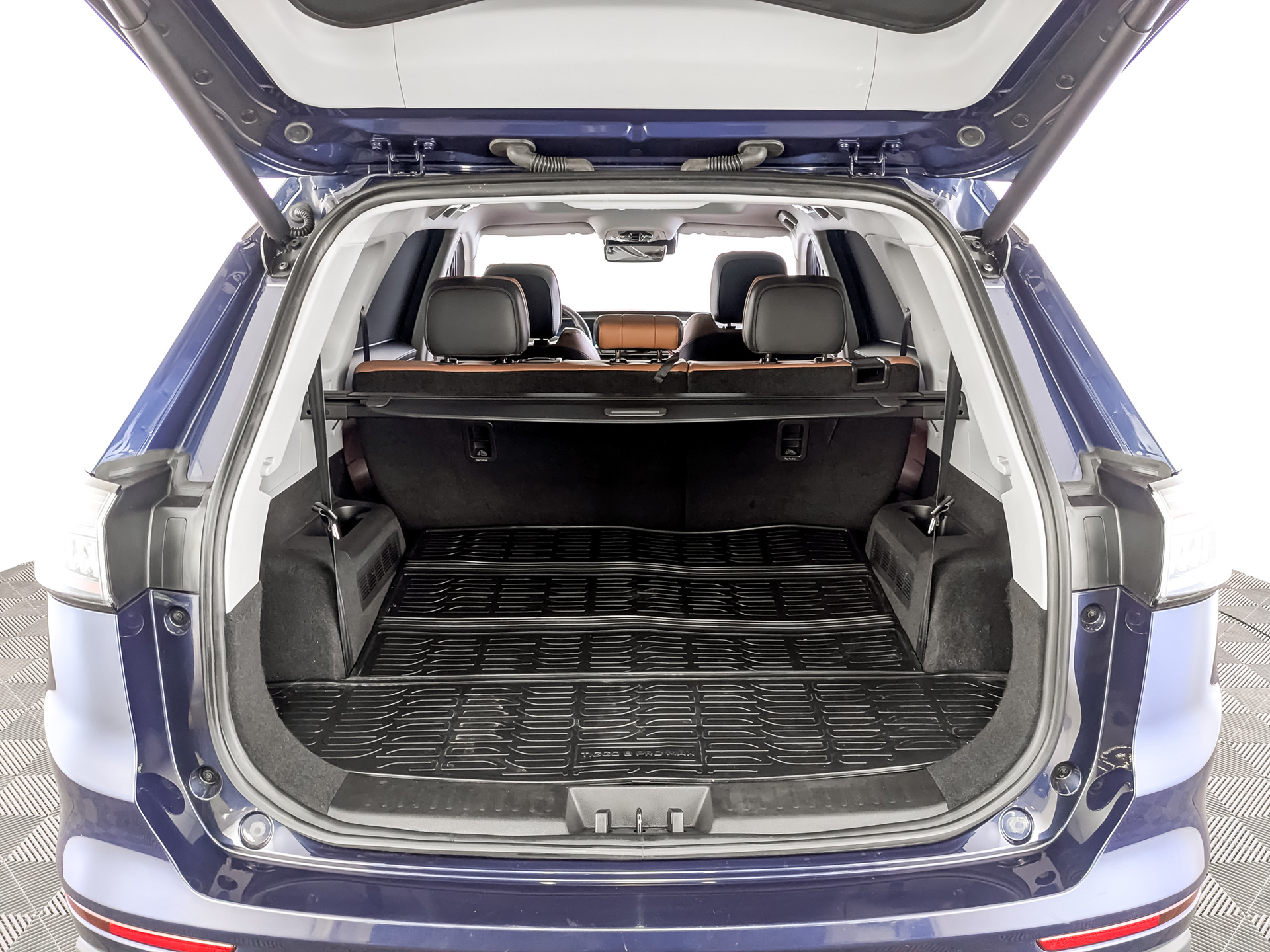 CHERY Tiggo 8 Pro 2.00 (197 л.с), автомат, 2023, пробег 33 226 км