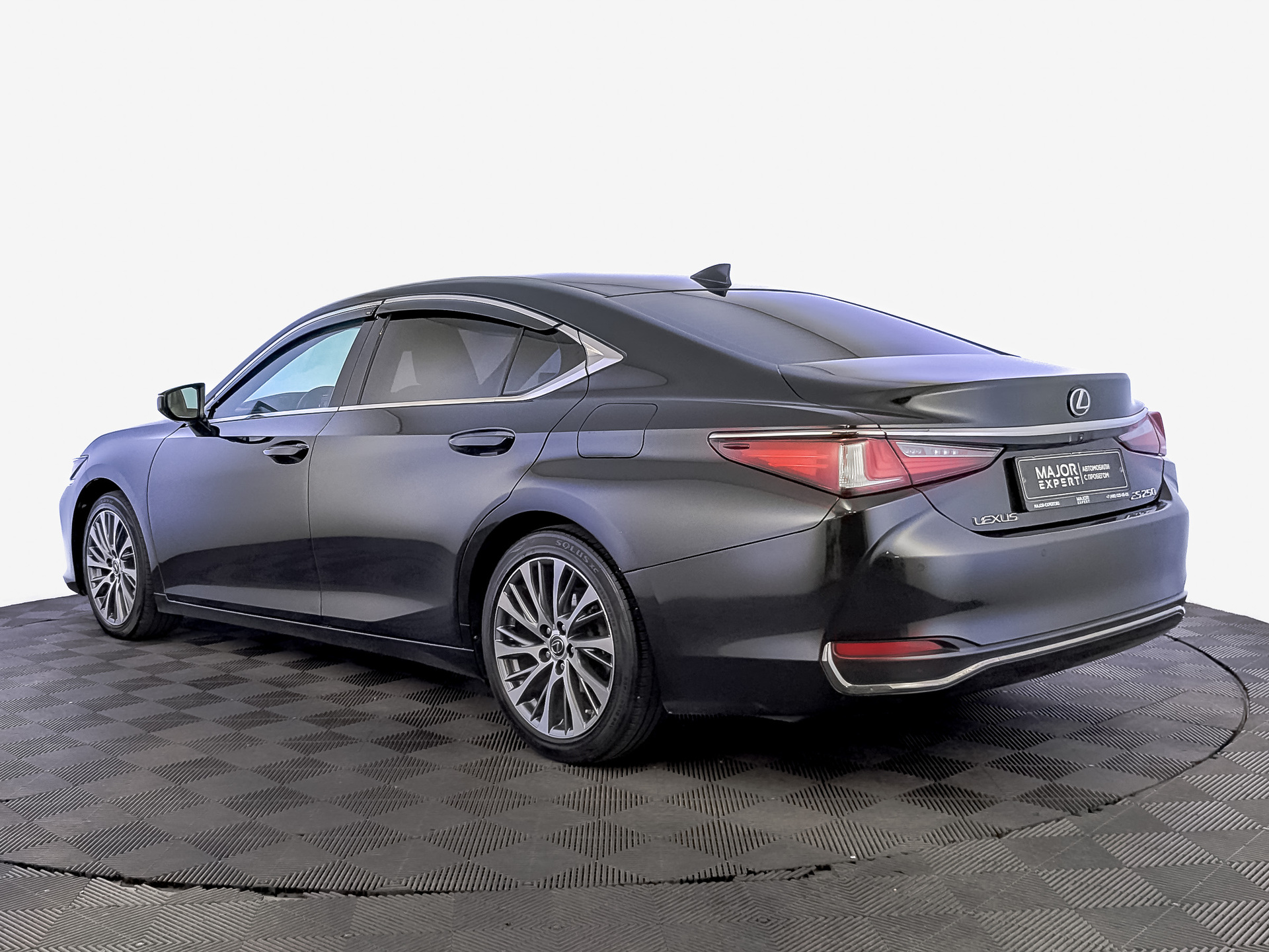 LEXUS ES 2.50 (200 л.с), автомат, 2018, пробег 227 838 км