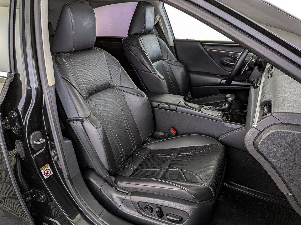 Фото Lexus ES с пробегом 227838 км