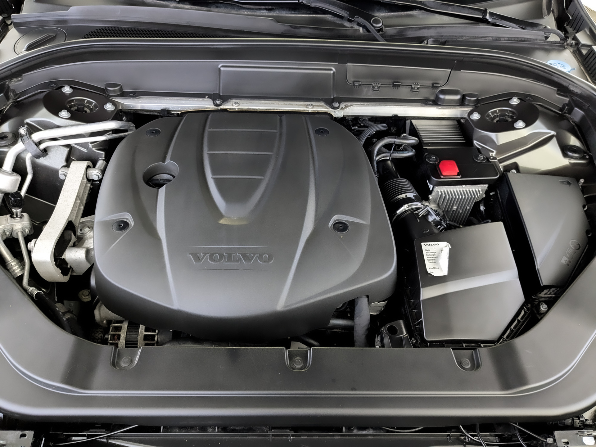 VOLVO XC60 2.00 (190 л.с), автомат, 2019, пробег 161 048 км