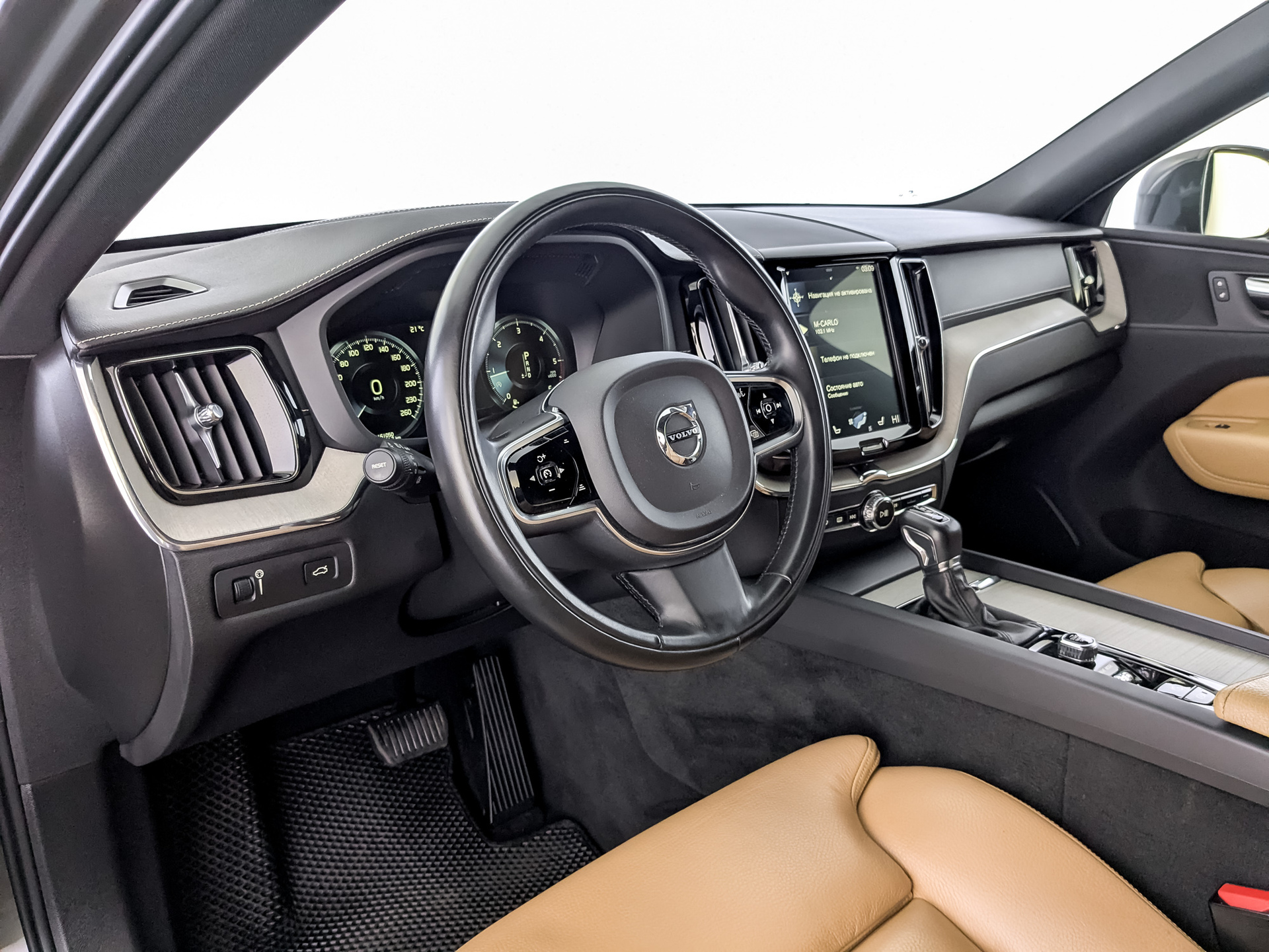 VOLVO XC60 2.00 (190 л.с), автомат, 2019, пробег 161 048 км