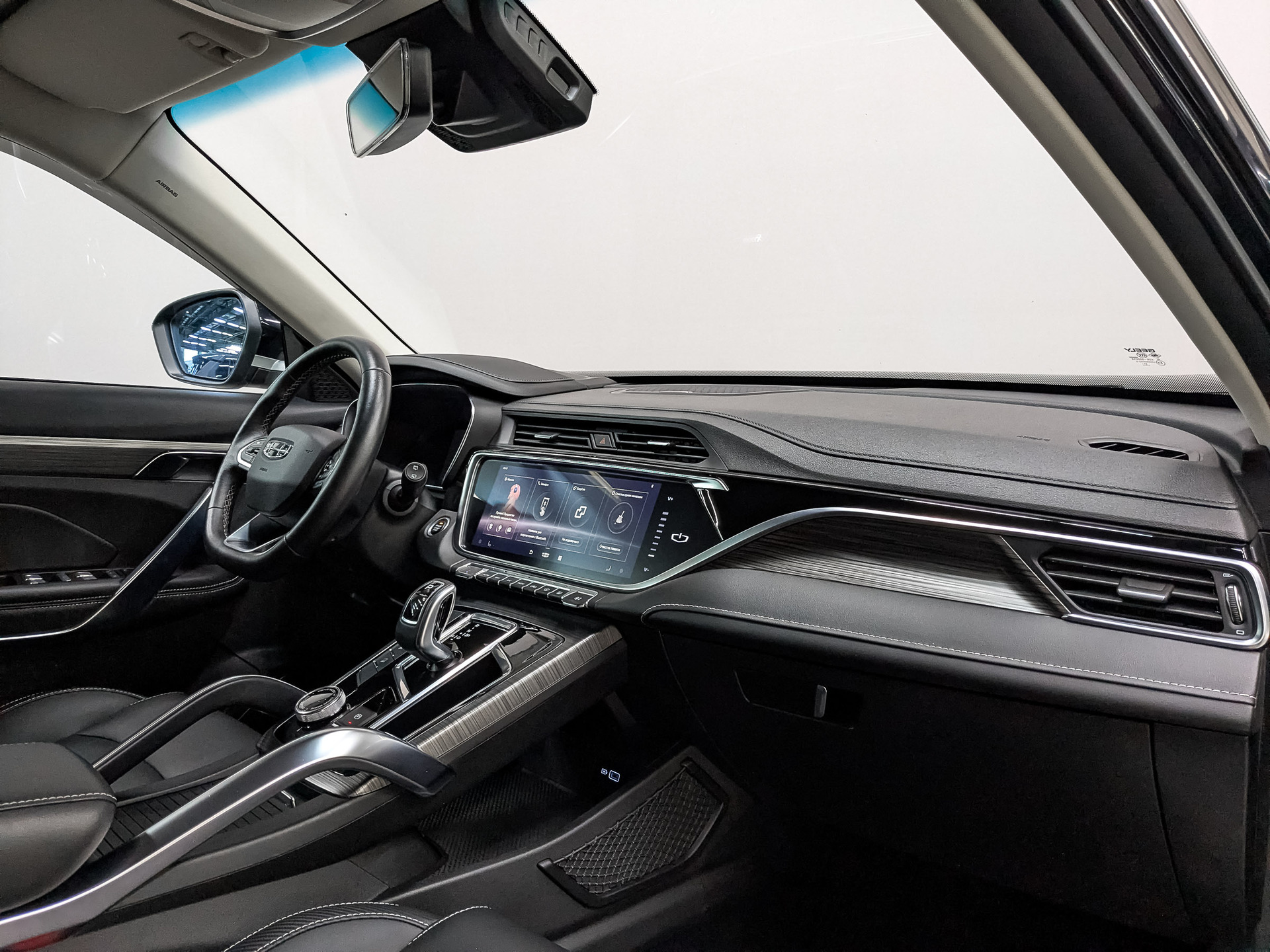 GEELY Atlas Pro 1.50 (177 л.с), автомат, 2022, пробег 64 886 км