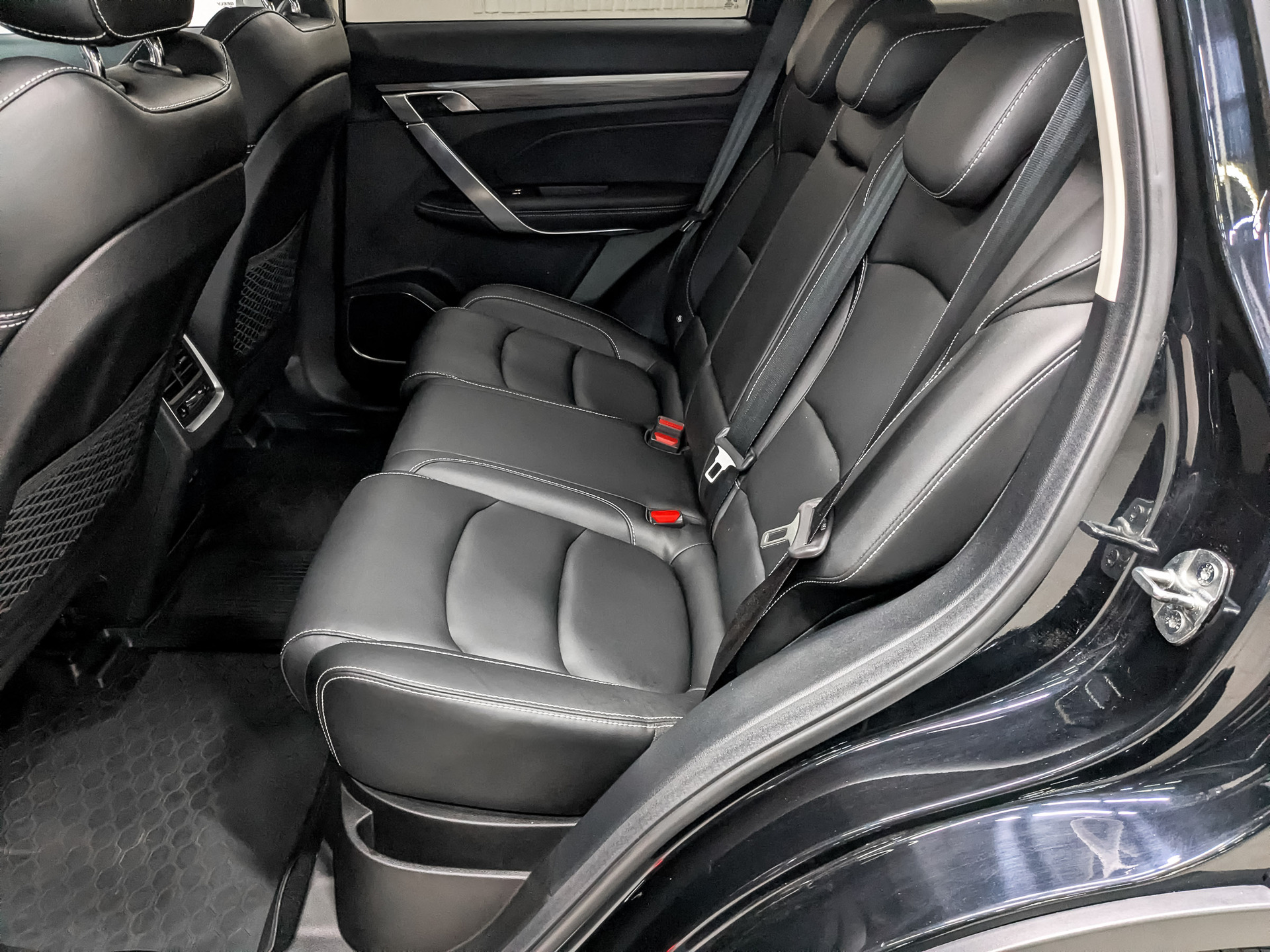 GEELY Atlas Pro 1.50 (177 л.с), автомат, 2022, пробег 64 886 км