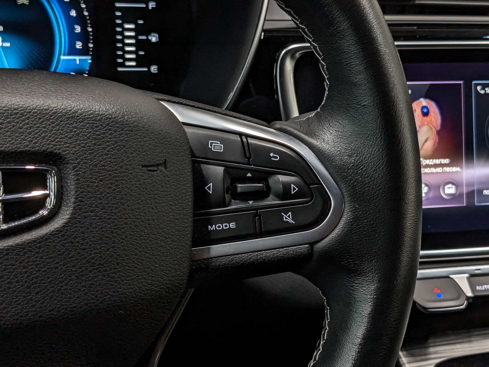 GEELY Atlas Pro 1.50 (177 л.с), автомат, 2022, пробег 64 886 км