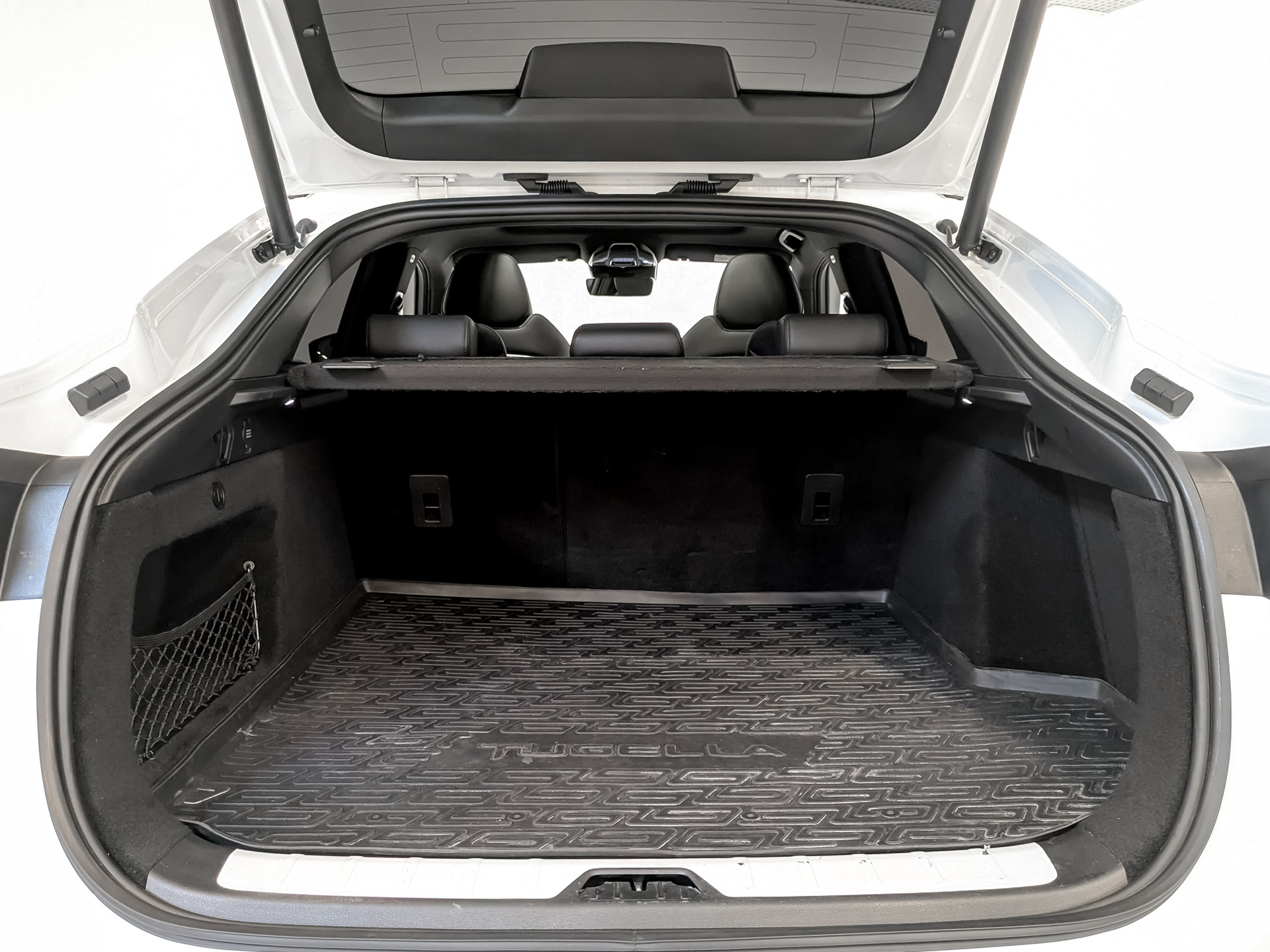 GEELY Tugella 2.00 (238 л.с), автомат, 2023, пробег 53 696 км