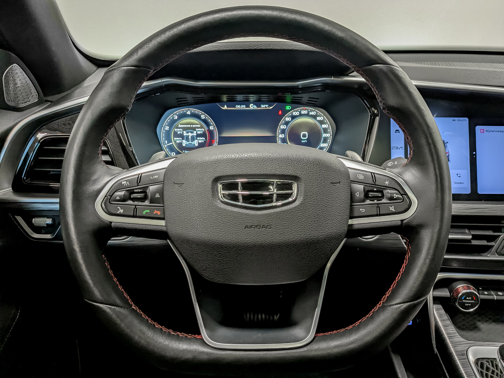 GEELY Tugella 2.00 (238 л.с), автомат, 2023, пробег 53 696 км