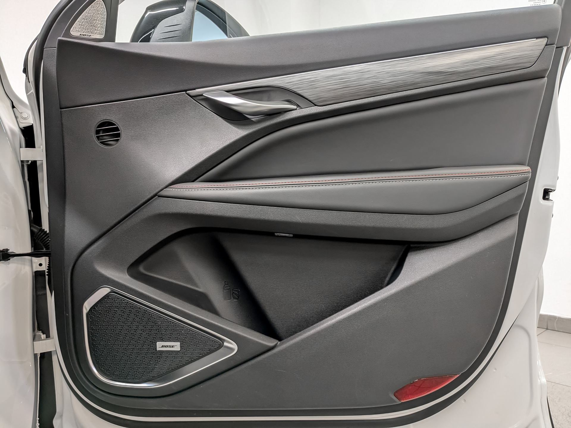 GEELY Tugella 2.00 (238 л.с), автомат, 2023, пробег 53 696 км