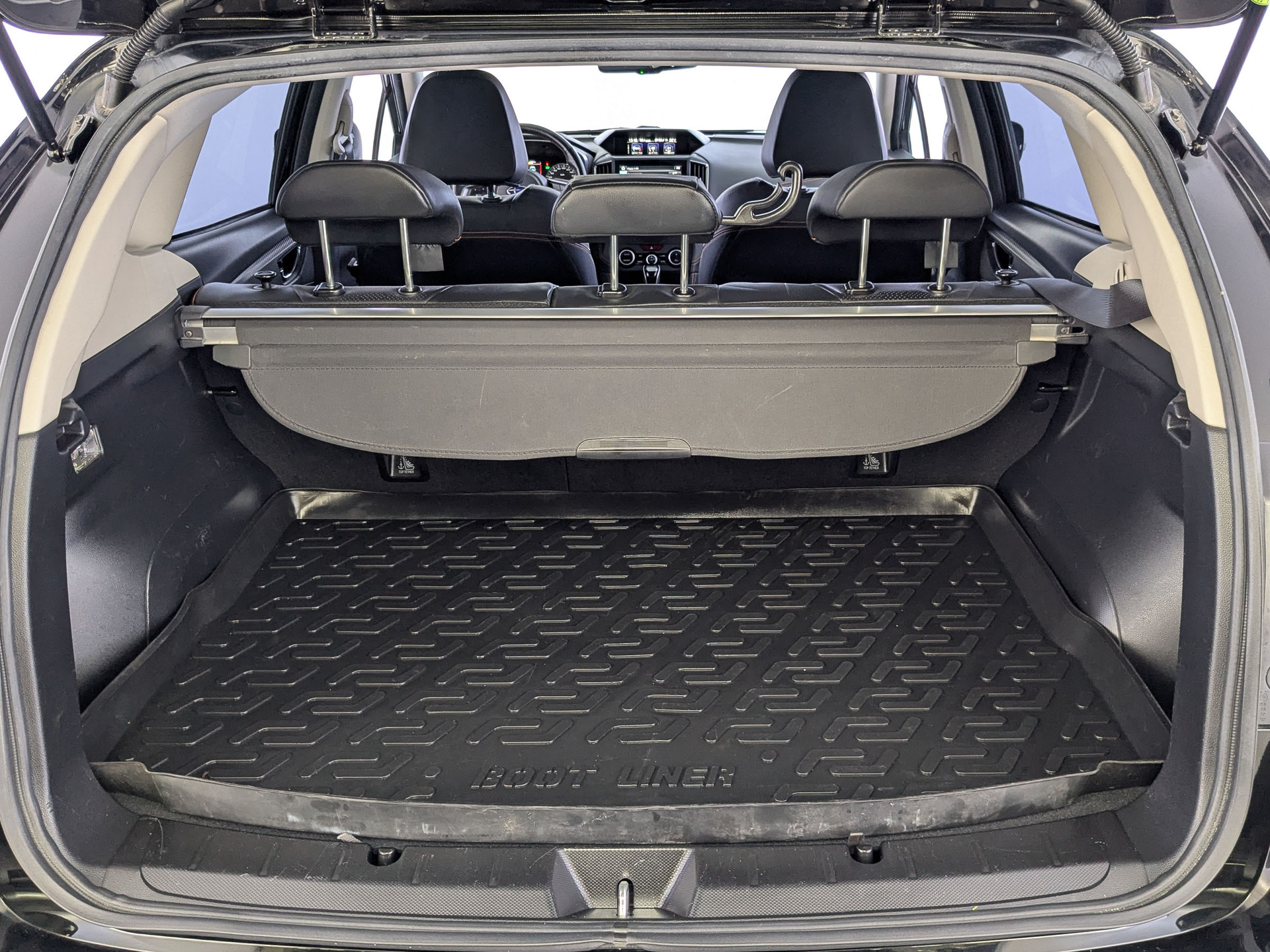 SUBARU XV 2.00 (150 л.с), автомат, 2017, пробег 103 077 км