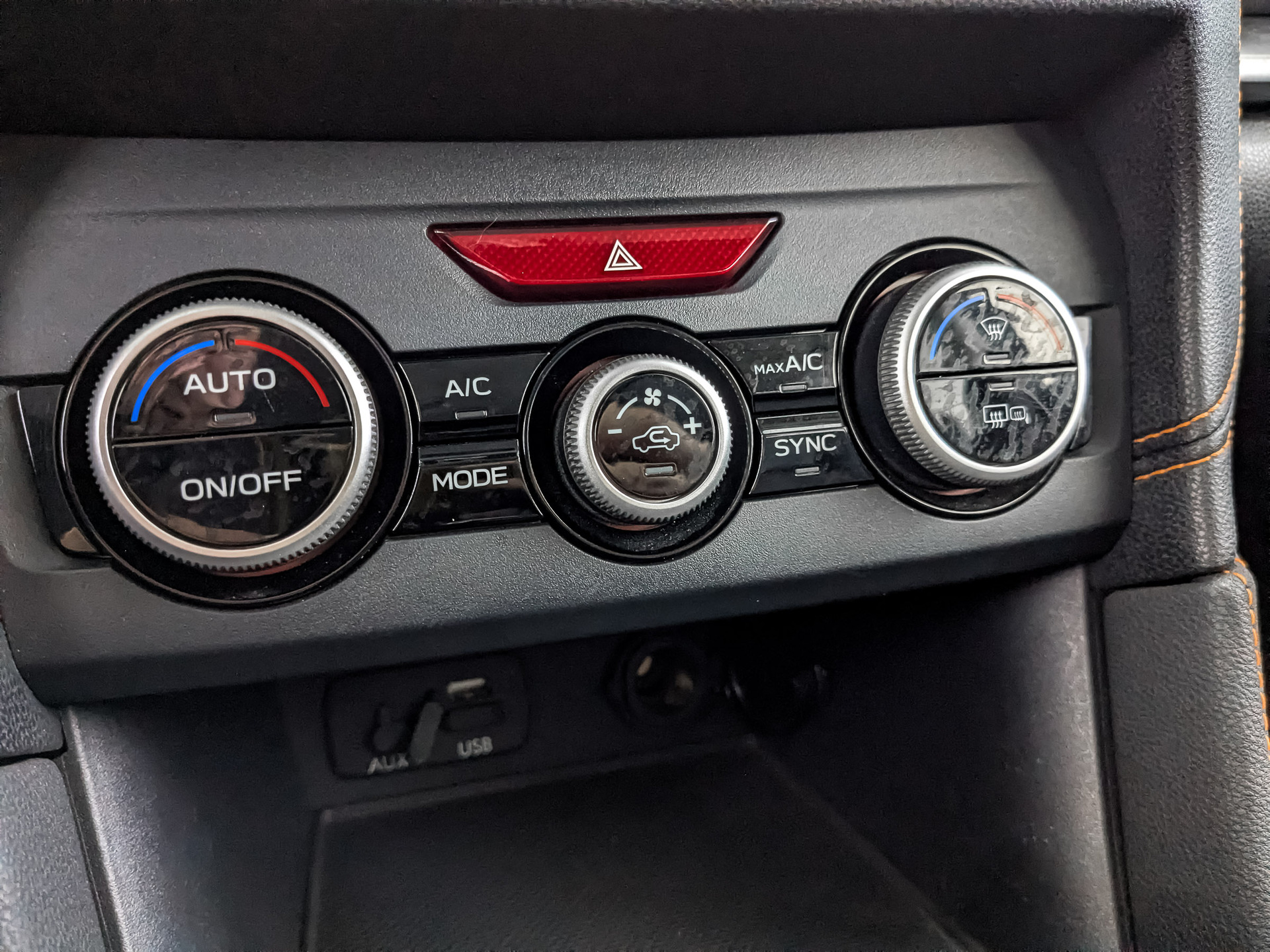 SUBARU XV 2.00 (150 л.с), автомат, 2017, пробег 103 077 км