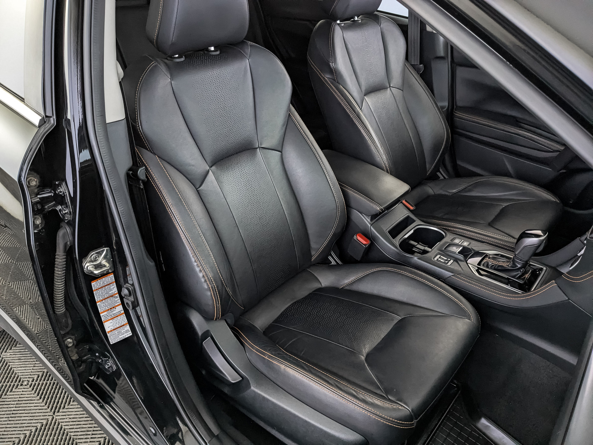 SUBARU XV 2.00 (150 л.с), автомат, 2017, пробег 103 077 км