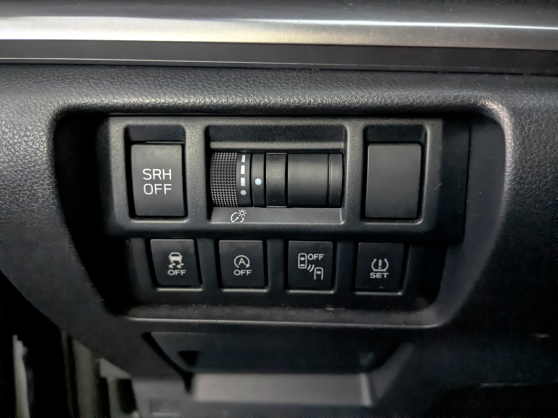SUBARU XV 2.00 (150 л.с), автомат, 2017, пробег 103 077 км