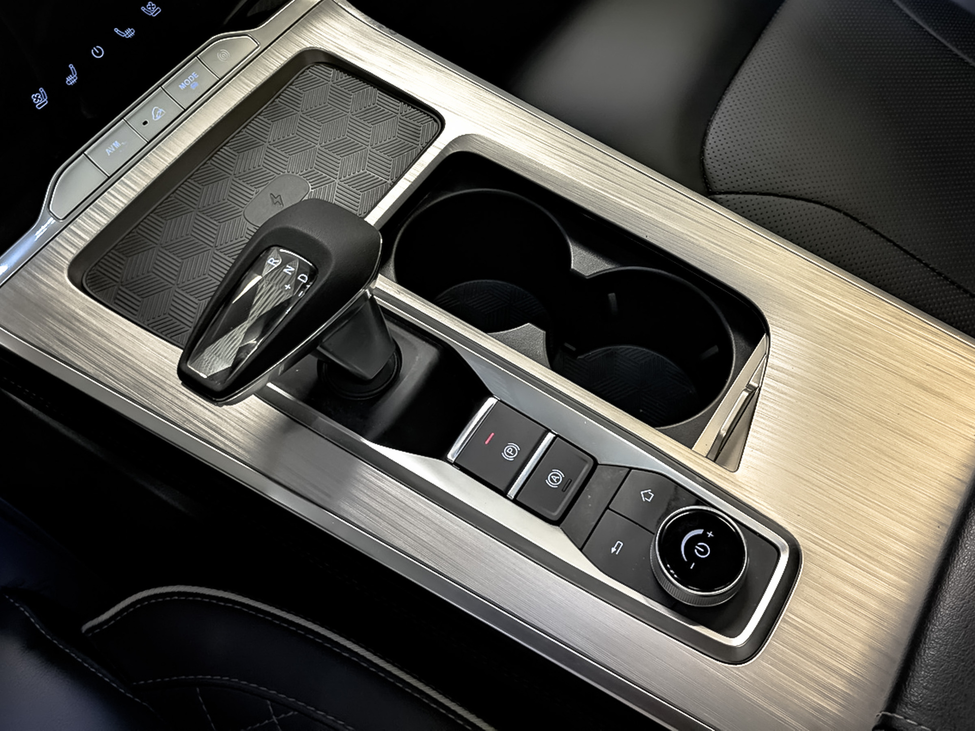 EXEED VX 2.00 (249 л.с), автомат, 2023, пробег 41 665 км