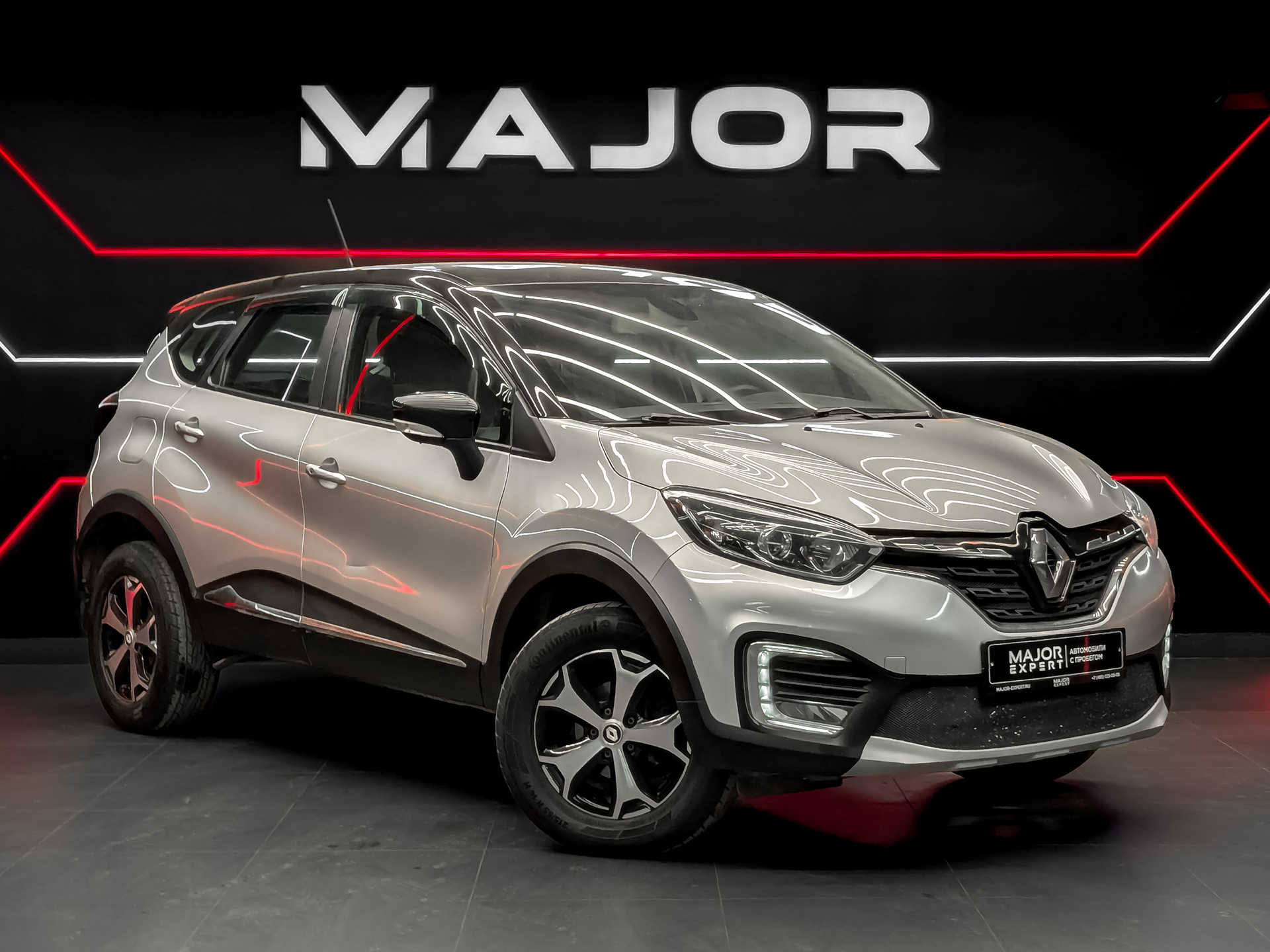 RENAULT Kaptur 1.60 (114 л.с), автомат, 2021, пробег 155 254 км