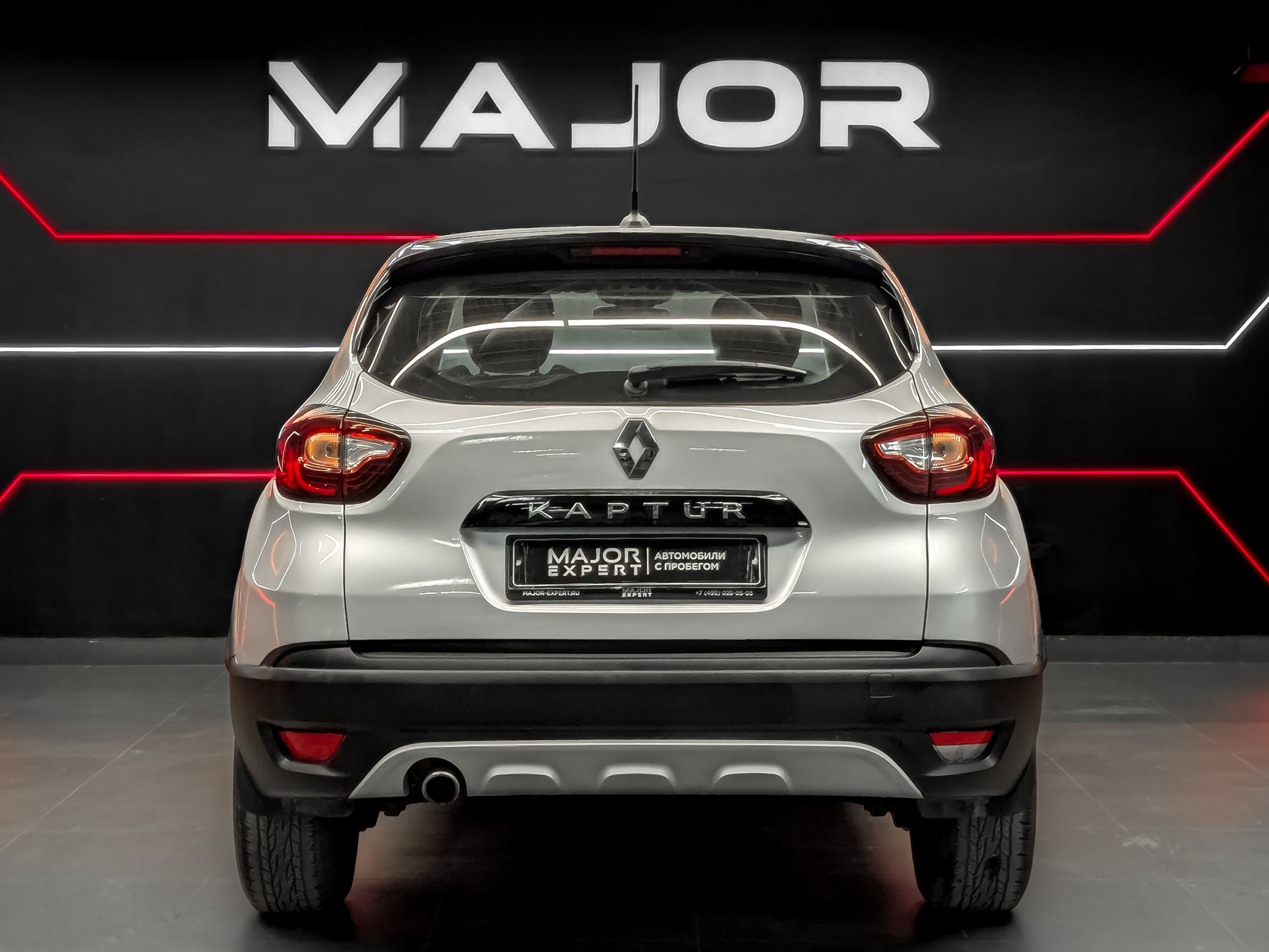 RENAULT Kaptur 1.60 (114 л.с), автомат, 2021, пробег 155 254 км