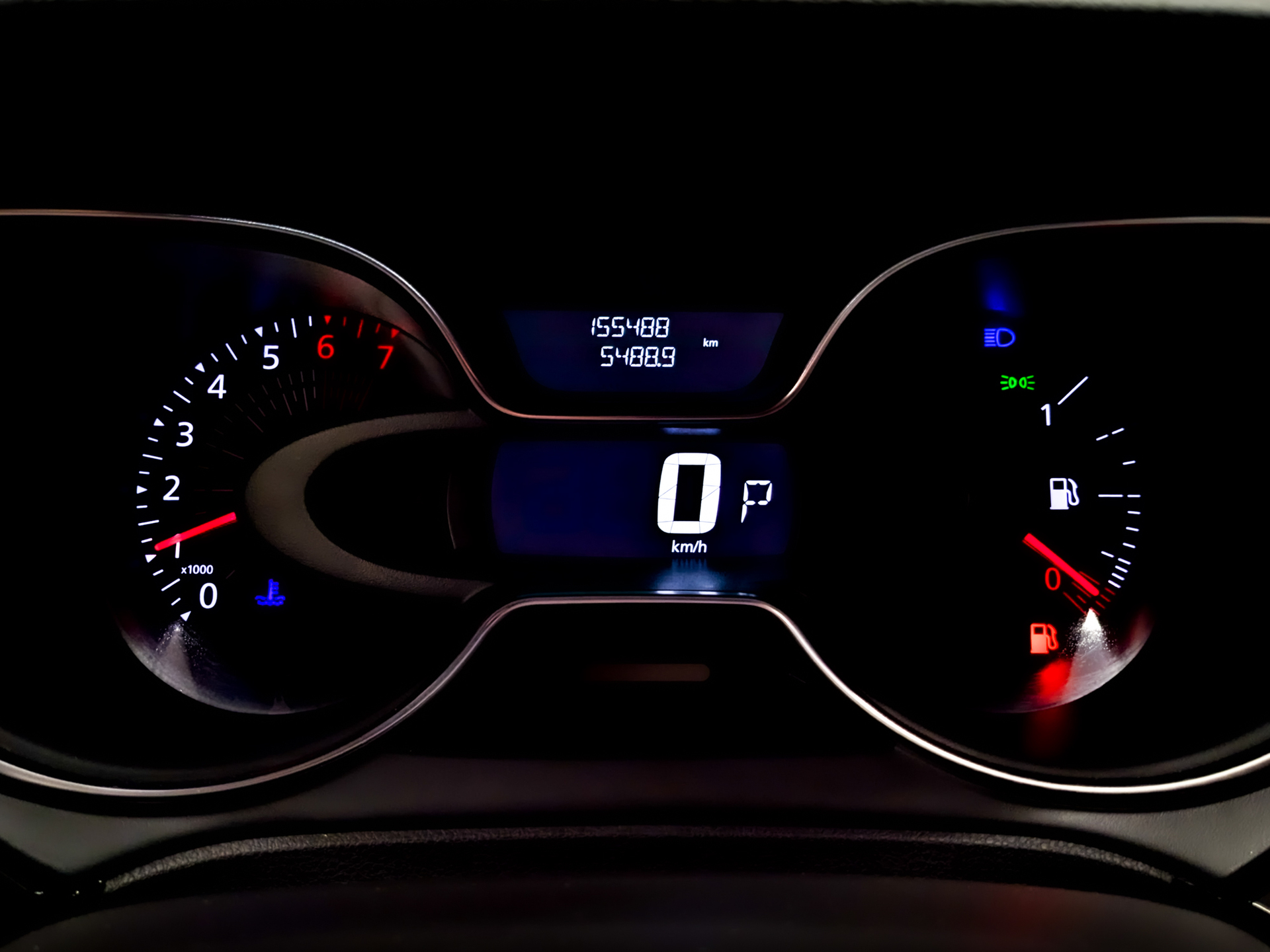 RENAULT Kaptur 1.60 (114 л.с), автомат, 2021, пробег 155 254 км