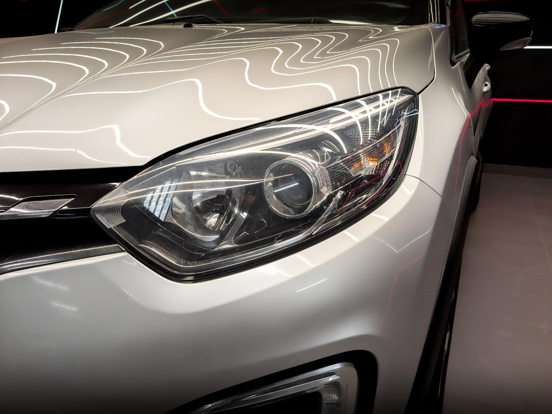 RENAULT Kaptur 1.60 (114 л.с), автомат, 2021, пробег 155 254 км