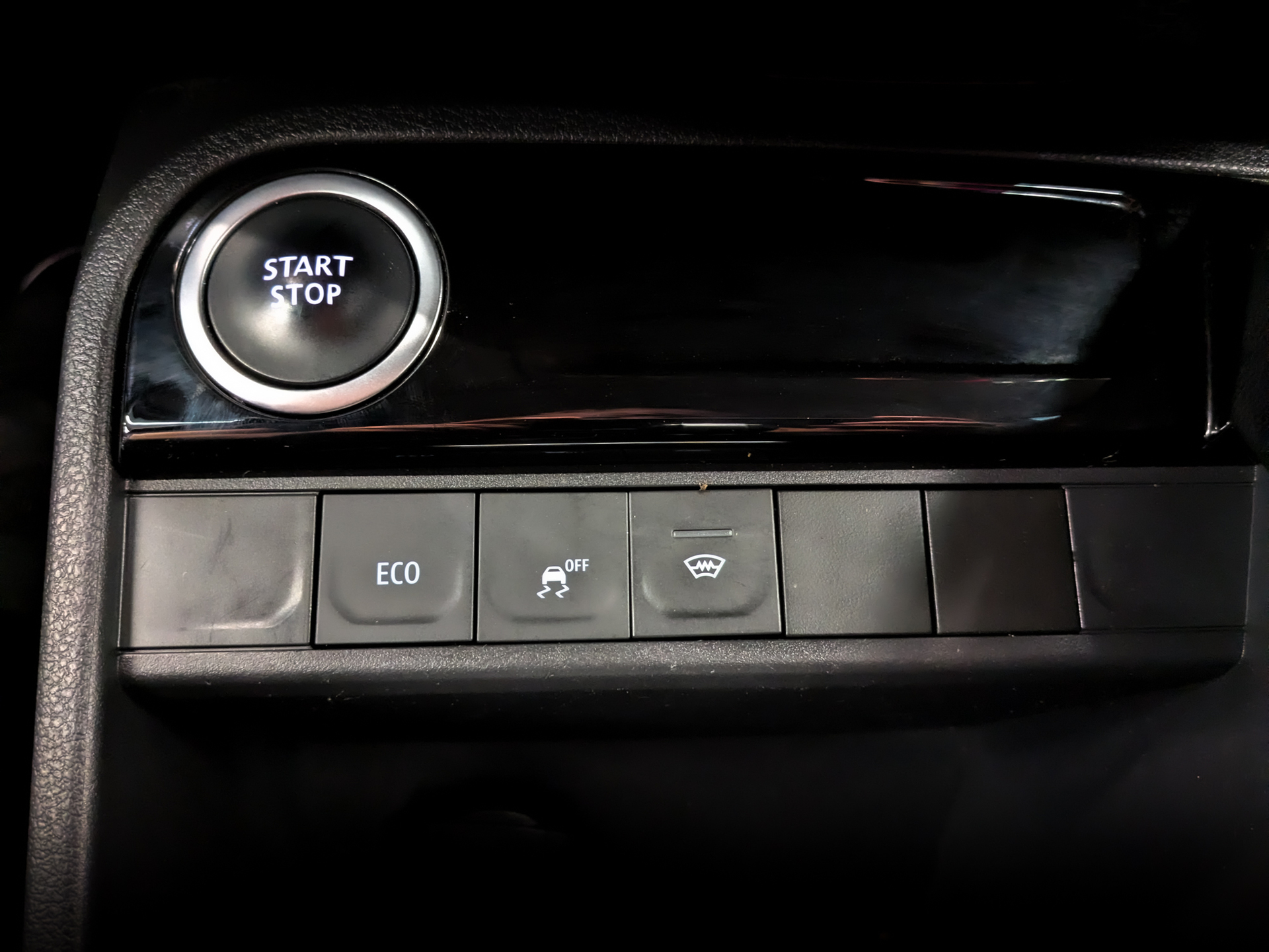 RENAULT Kaptur 1.60 (114 л.с), автомат, 2021, пробег 155 254 км