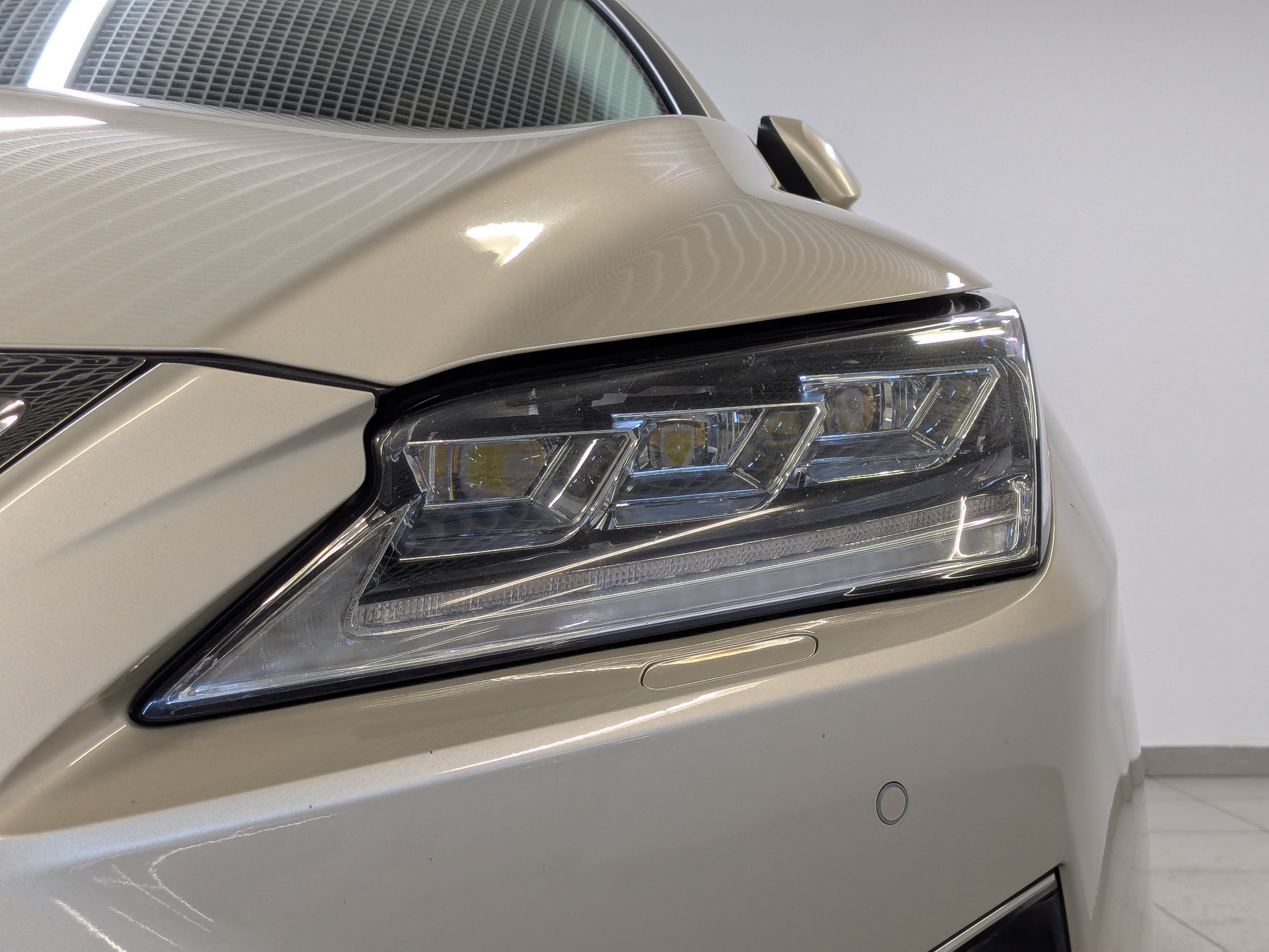LEXUS RX 2.00 (238 л.с), автомат, 2019, пробег 156 000 км