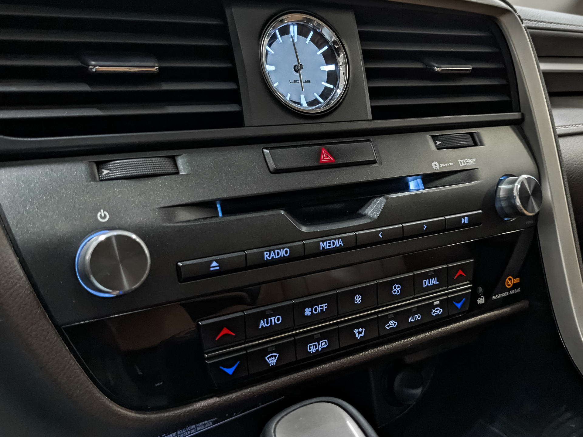LEXUS RX 2.00 (238 л.с), автомат, 2019, пробег 156 000 км