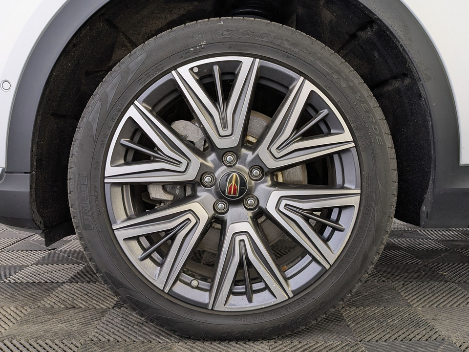 Фото Hongqi HS5 с пробегом 33092 км
