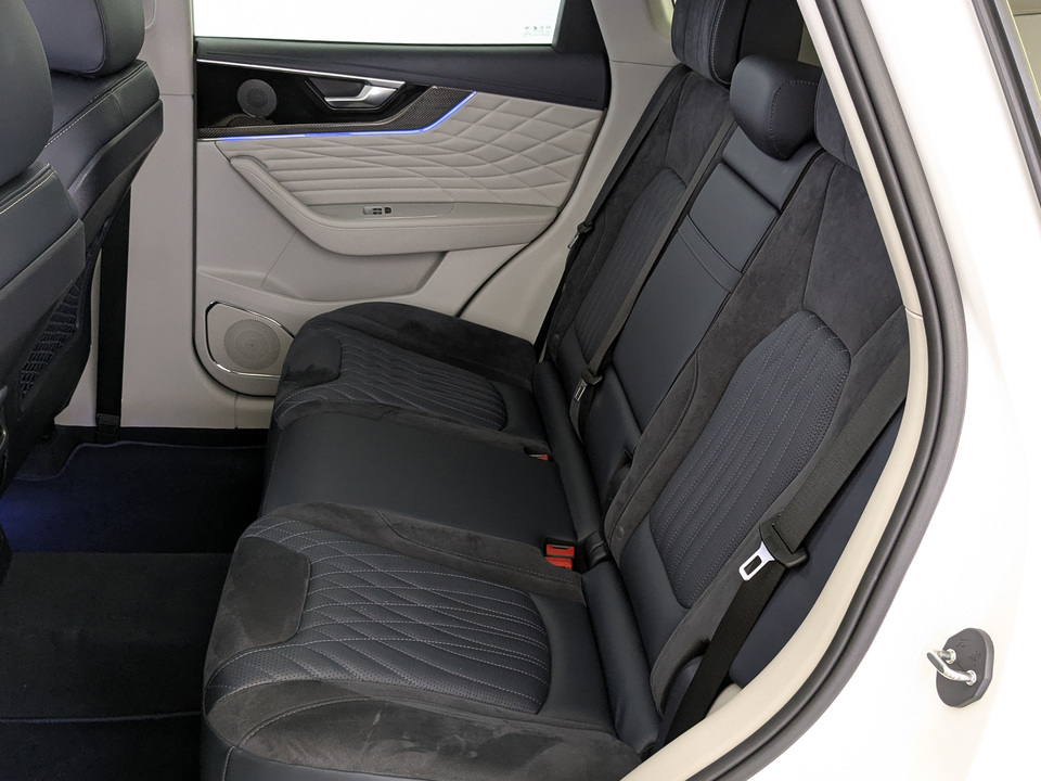 Фото Hongqi HS5 с пробегом 33092 км