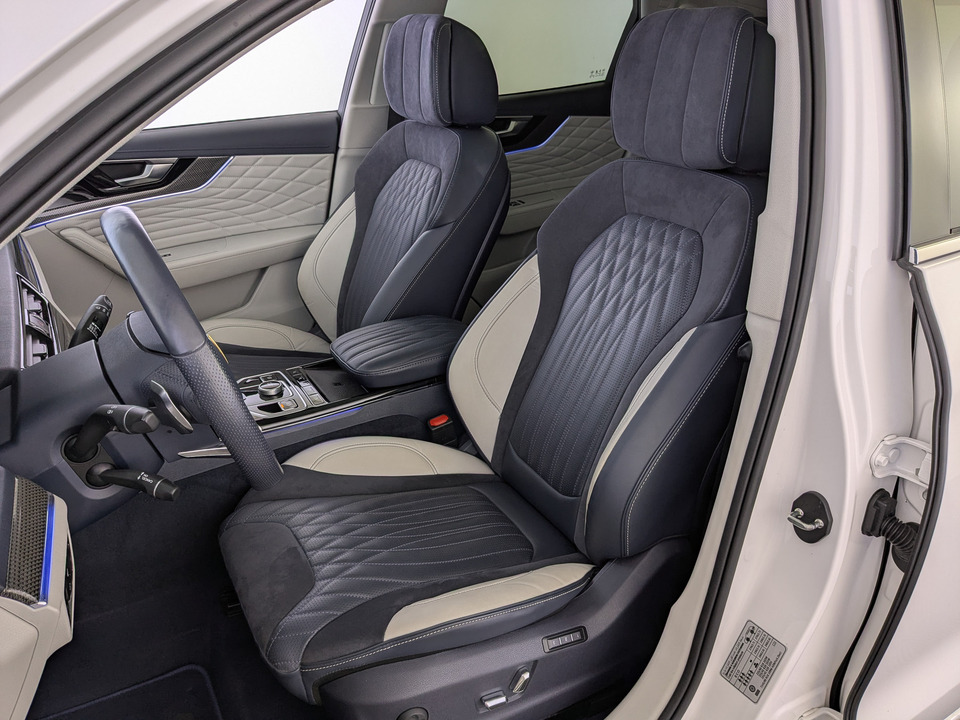 Фото Hongqi HS5 с пробегом 33092 км