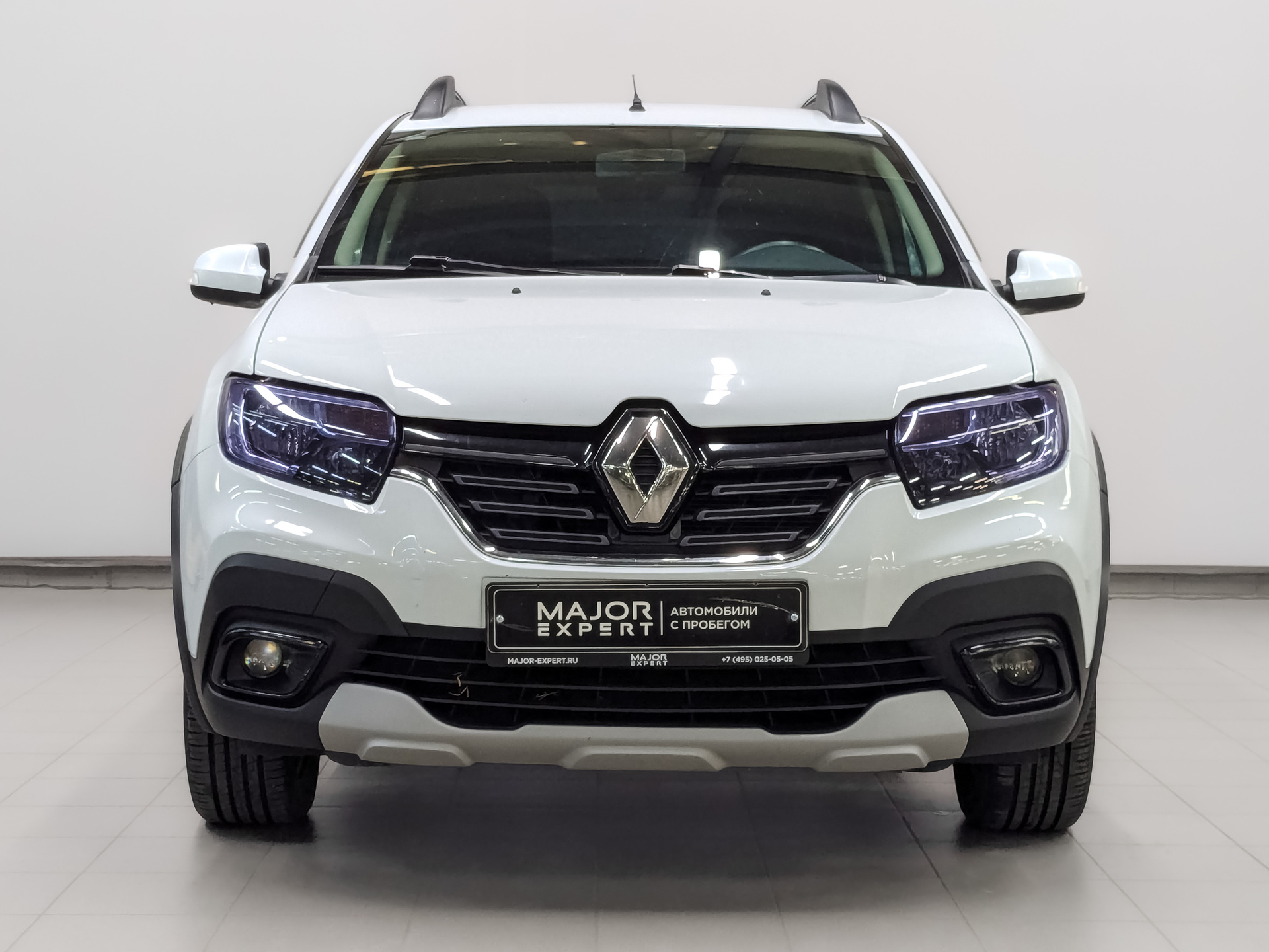 RENAULT Sandero 1.60 (113 л.с), автомат, 2021, пробег 118 222 км