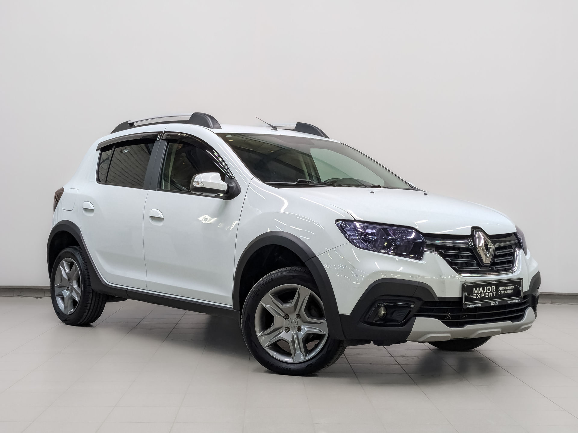 RENAULT Sandero 1.60 (113 л.с), автомат, 2021, пробег 118 222 км