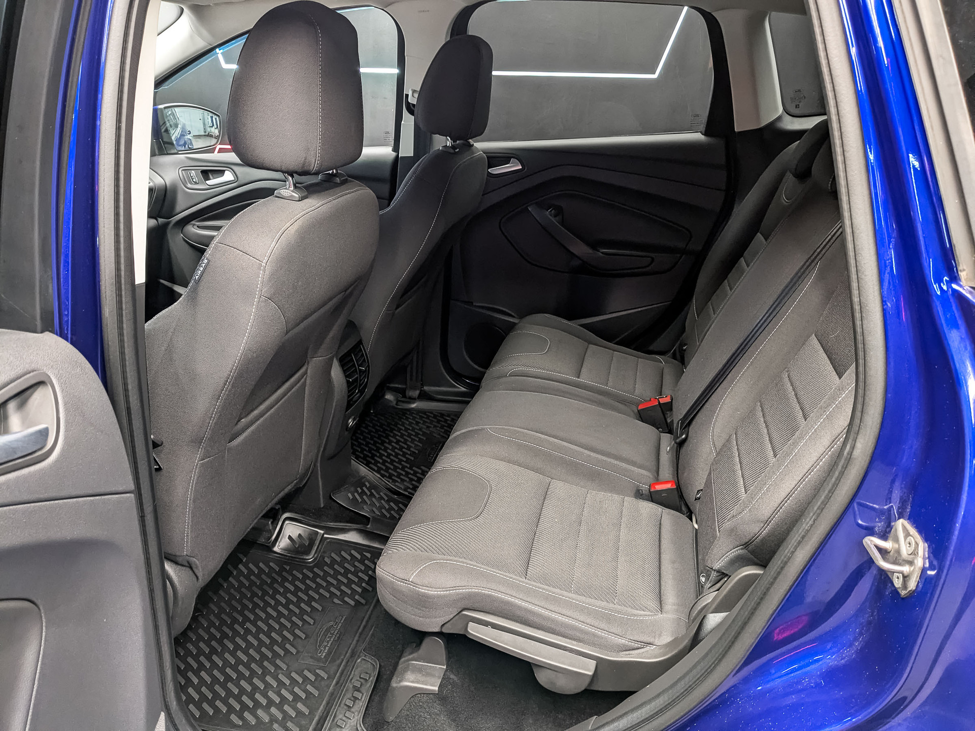 FORD Kuga 1.60 (150 л.с), автомат, 2016, пробег 92 565 км