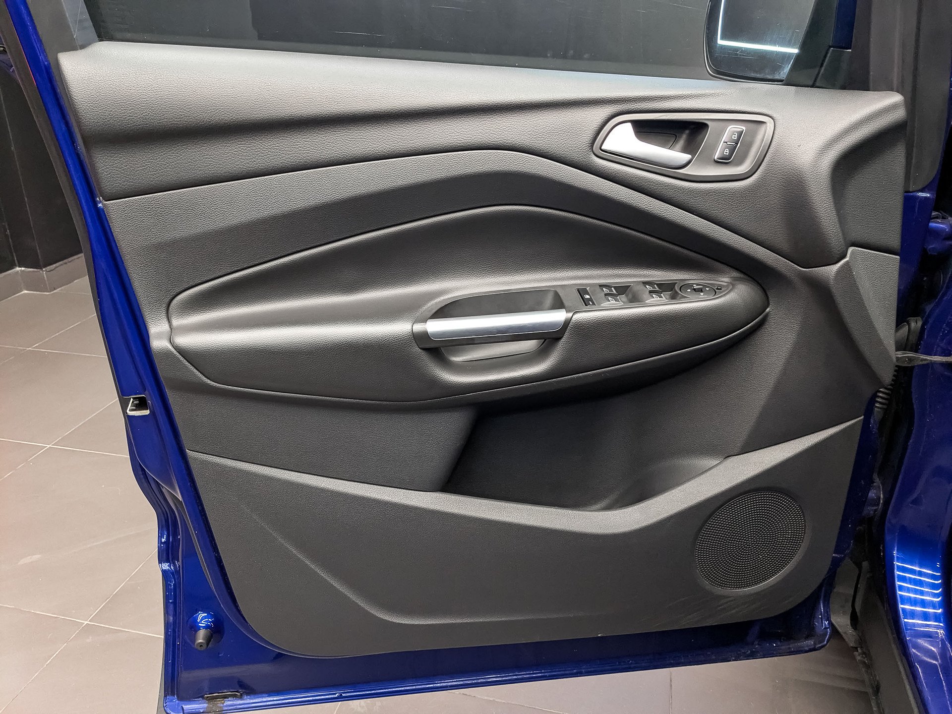 FORD Kuga 1.60 (150 л.с), автомат, 2016, пробег 92 565 км