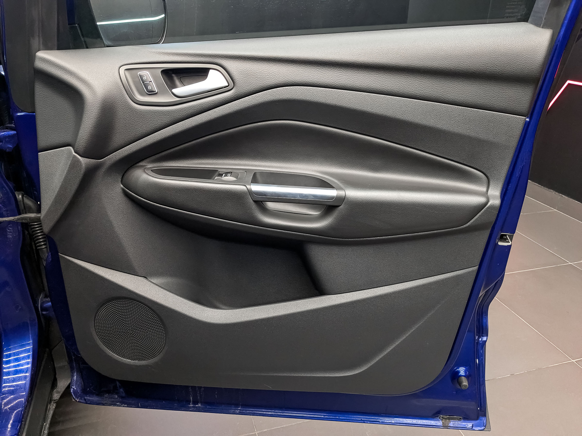 FORD Kuga 1.60 (150 л.с), автомат, 2016, пробег 92 565 км