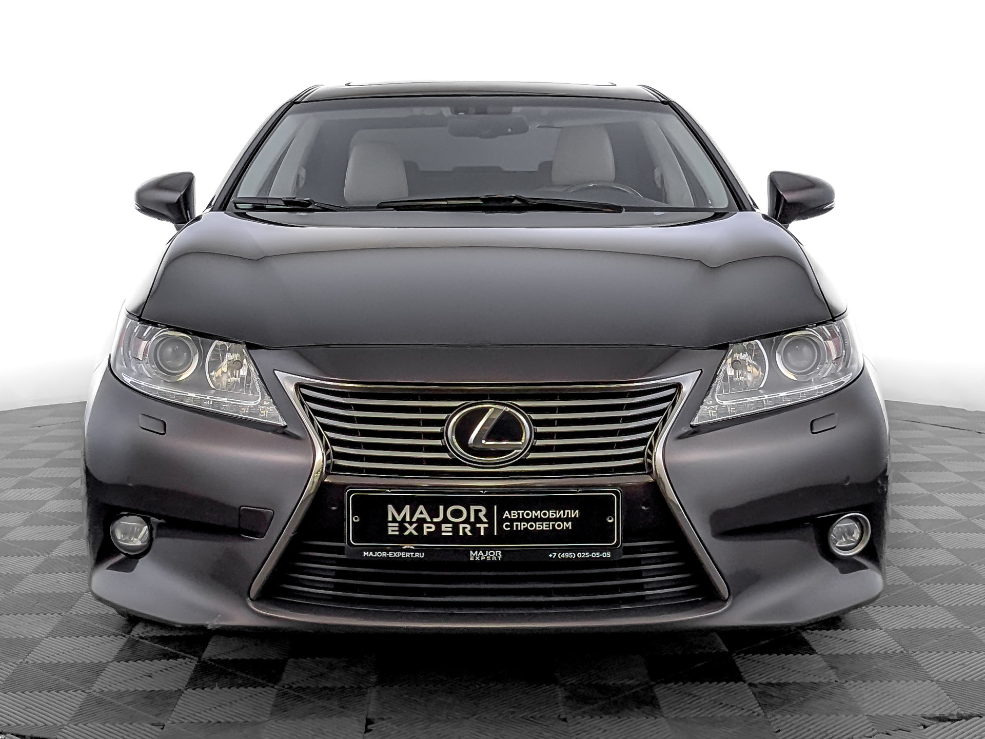 LEXUS ES 2.50 (184 л.с), автомат, 2014, пробег 139 704 км
