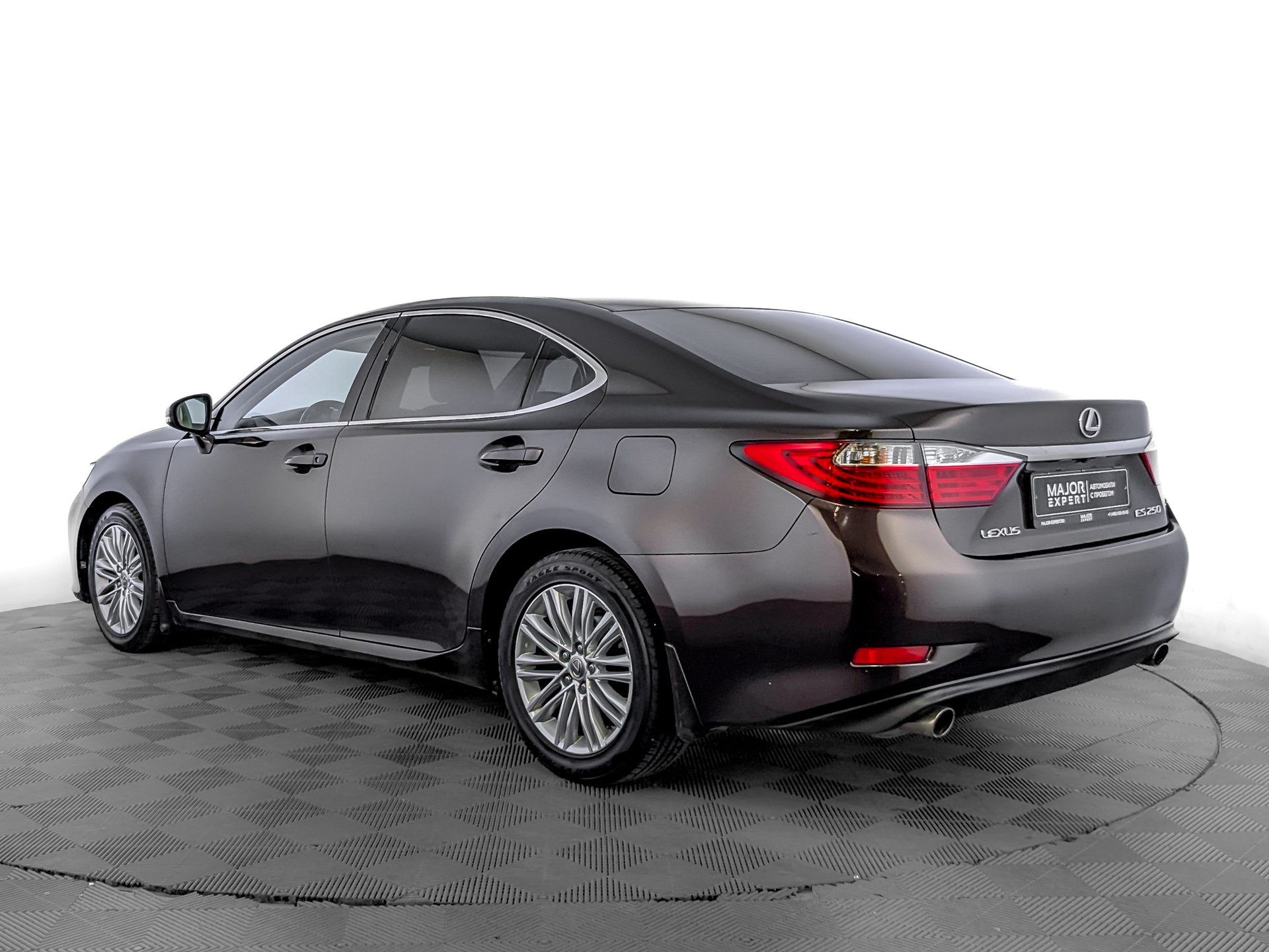 LEXUS ES 2.50 (184 л.с), автомат, 2014, пробег 139 704 км