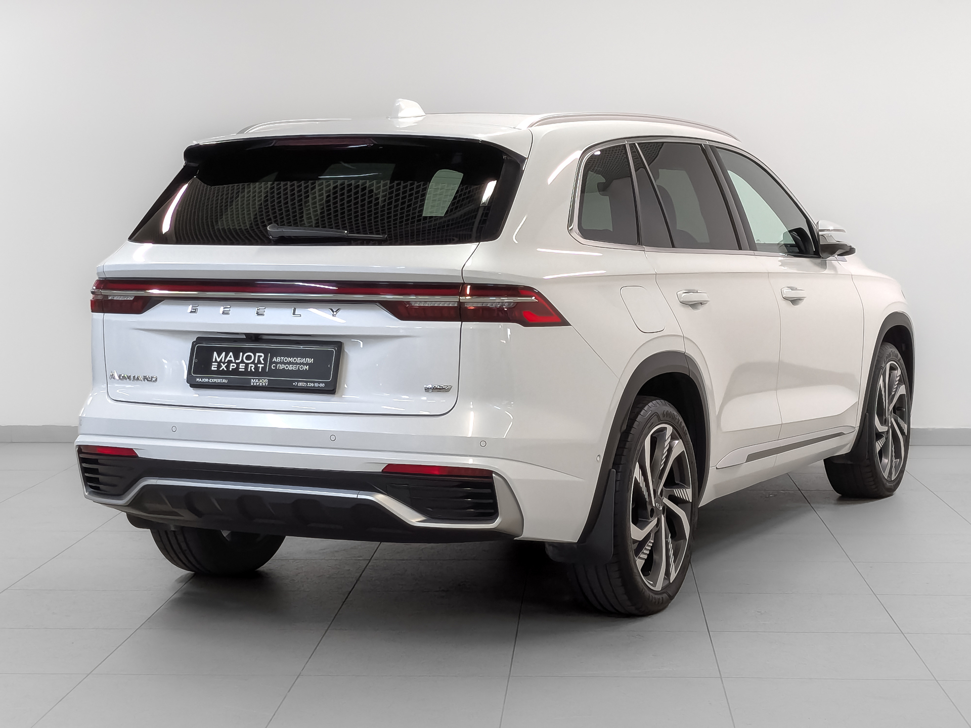 GEELY Monjaro 2.00 (238 л.с), автомат, 2024, пробег 16 134 км