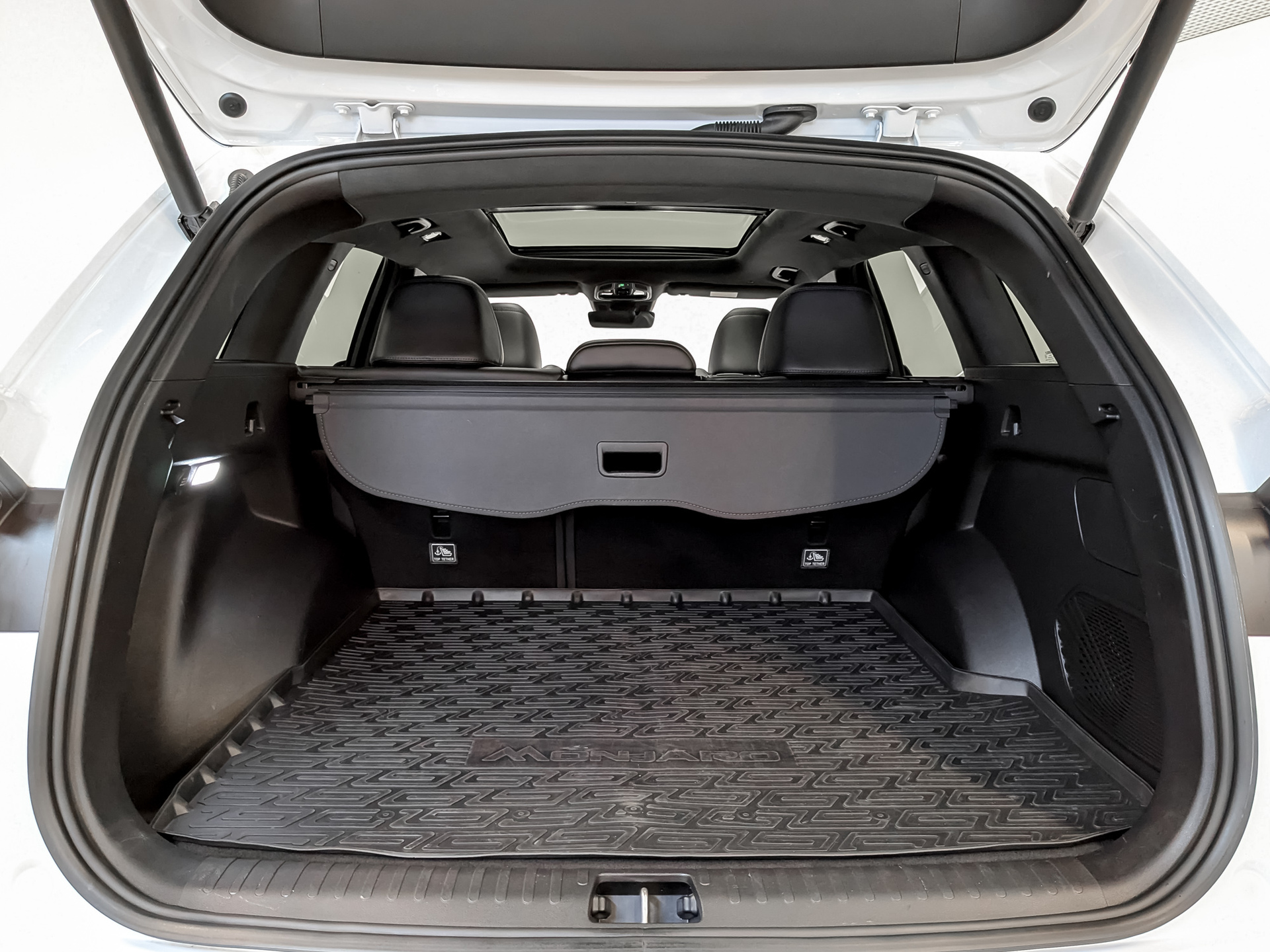 GEELY Monjaro 2.00 (238 л.с), автомат, 2024, пробег 16 134 км