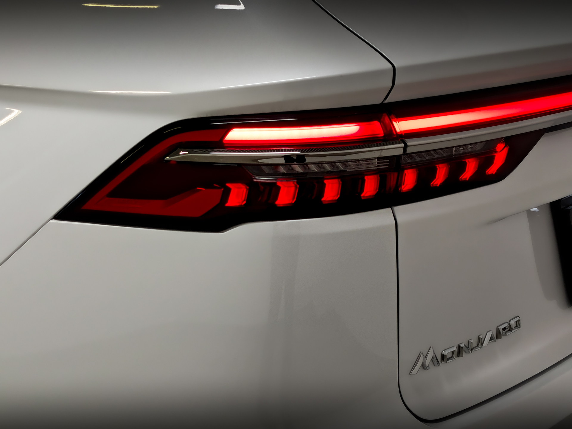 GEELY Monjaro 2.00 (238 л.с), автомат, 2024, пробег 16 134 км