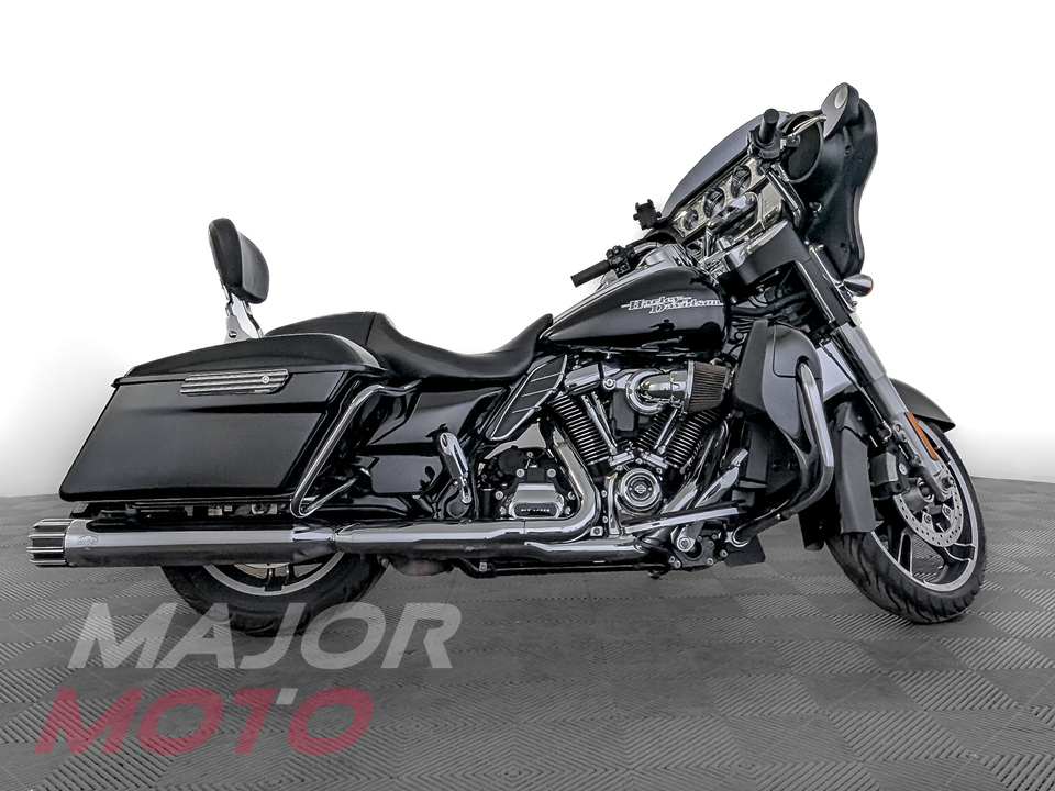 Harley-Davidson Street Glide 107 - фото №1