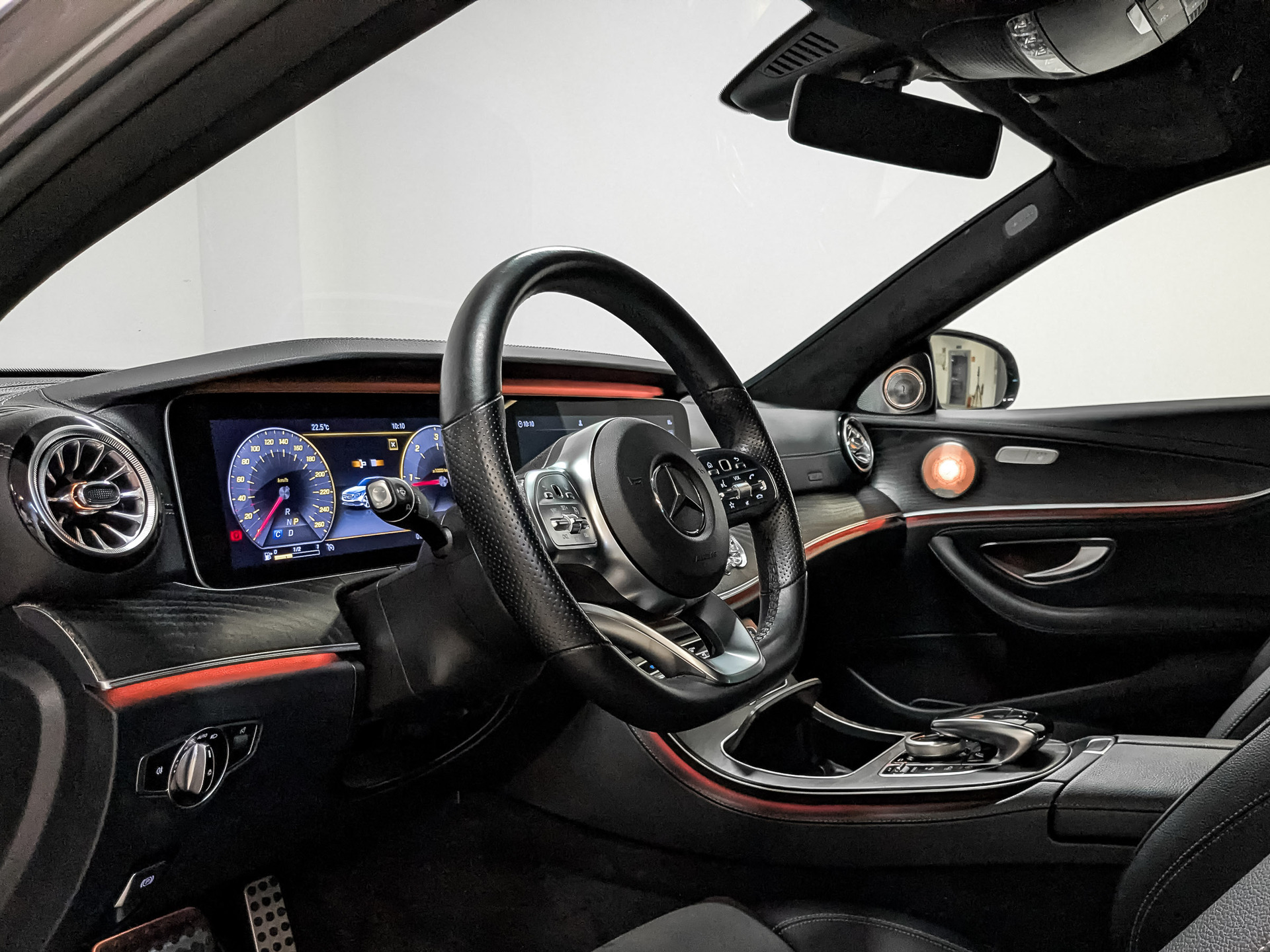 MERCEDES-BENZ E-Класс 2.00 (194 л.с), автомат, 2020, пробег 53 783 км