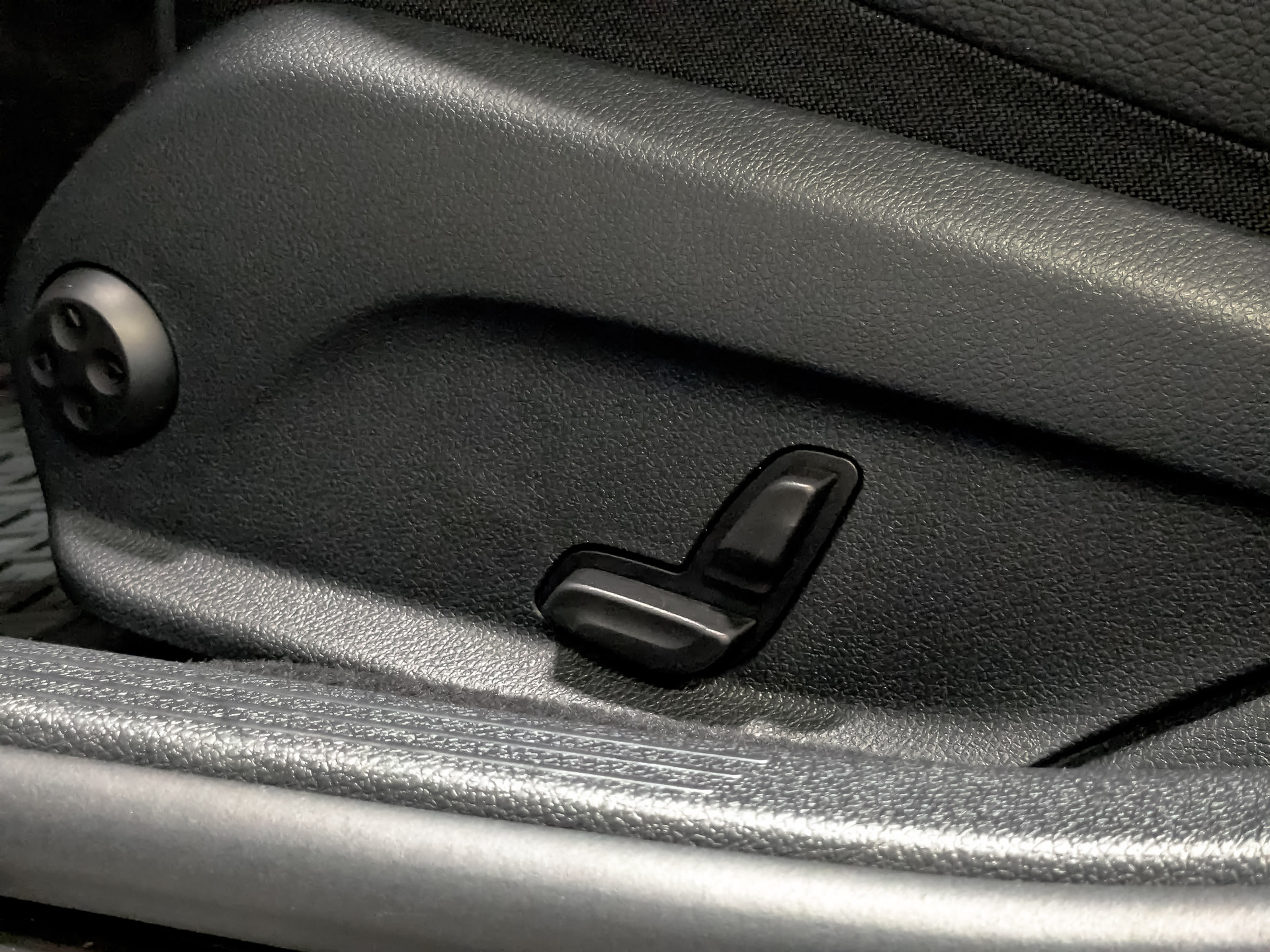 MERCEDES-BENZ E-Класс 2.00 (194 л.с), автомат, 2020, пробег 53 783 км