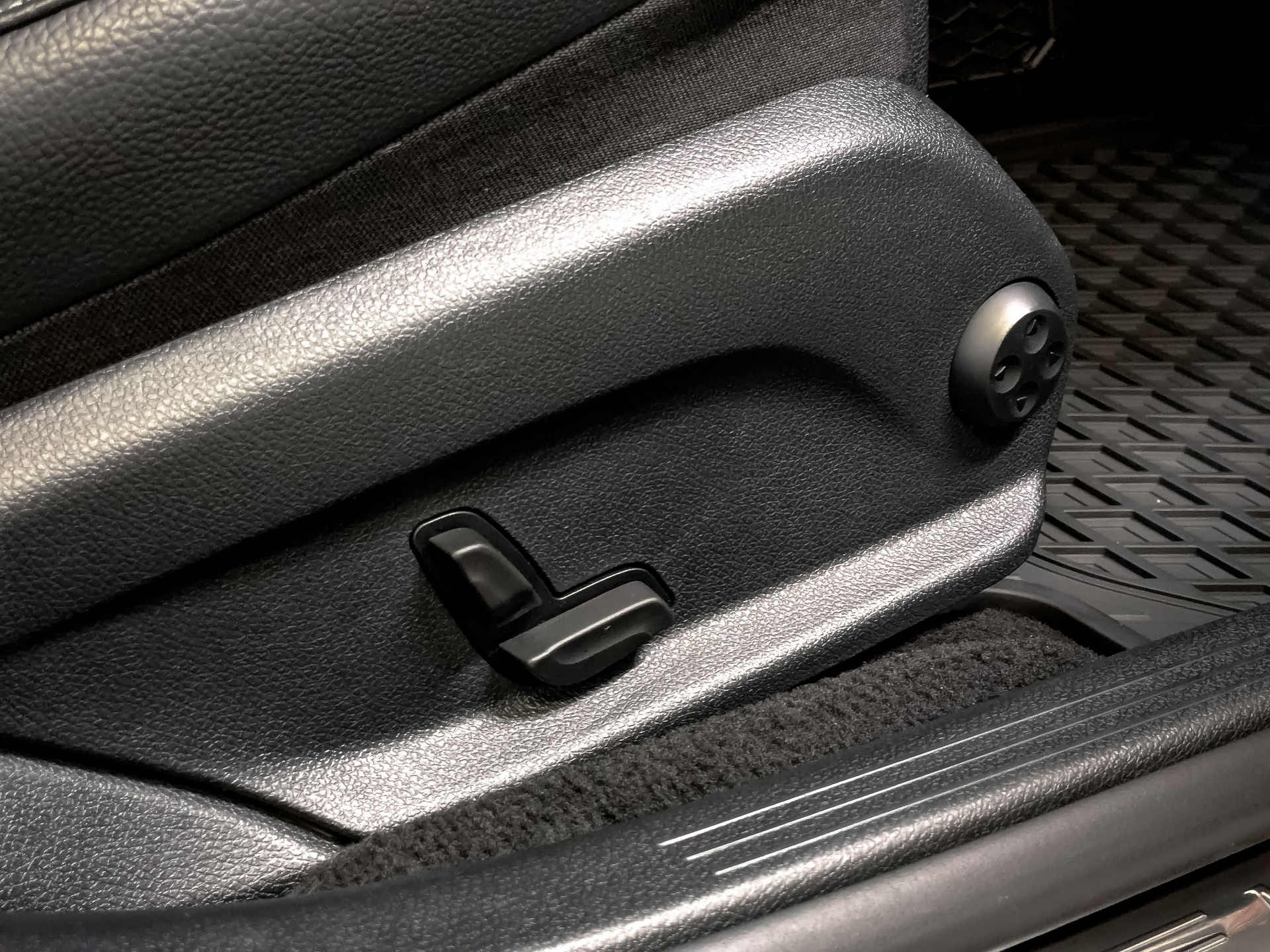 MERCEDES-BENZ E-Класс 2.00 (194 л.с), автомат, 2020, пробег 53 783 км