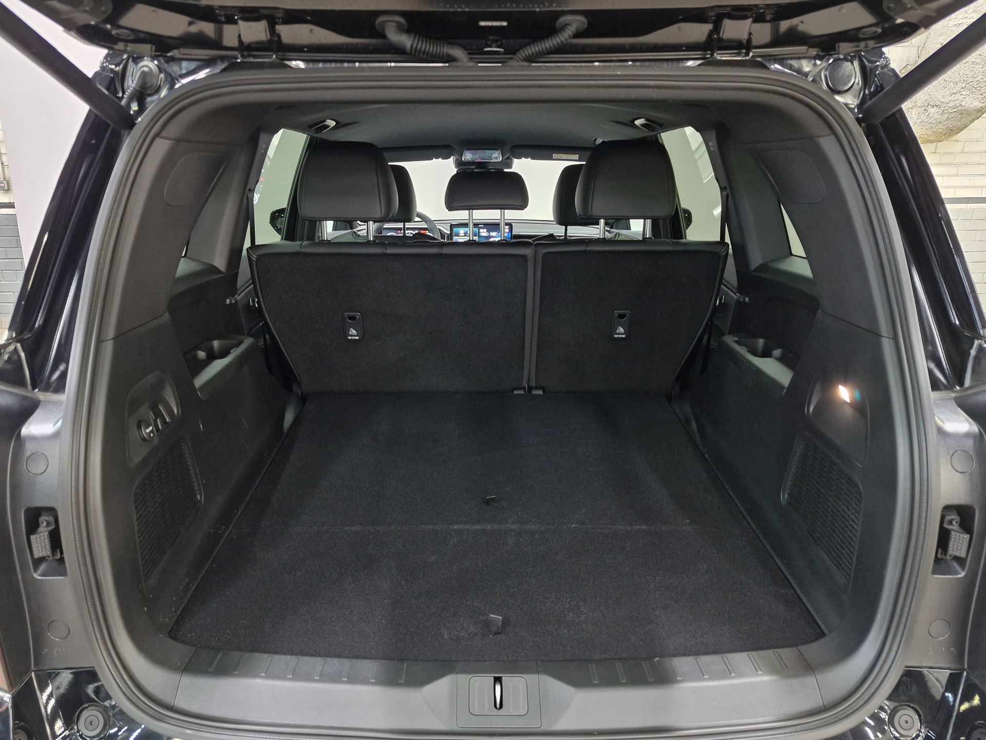Фото GAC GS8 FL GL 2.0T/231 8AT 4WD 5S