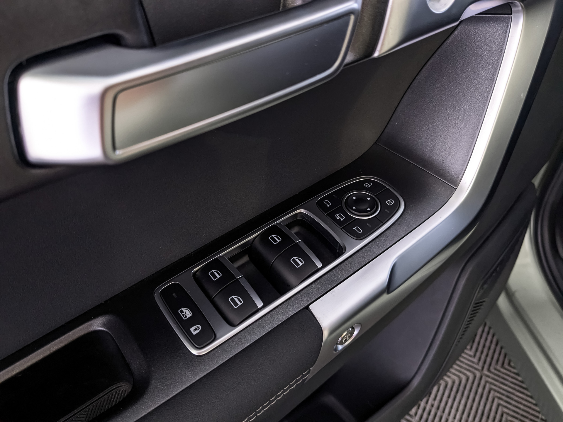 JAECOO J7 1.60 (186 л.с), автомат, 2023, пробег 49 352 км
