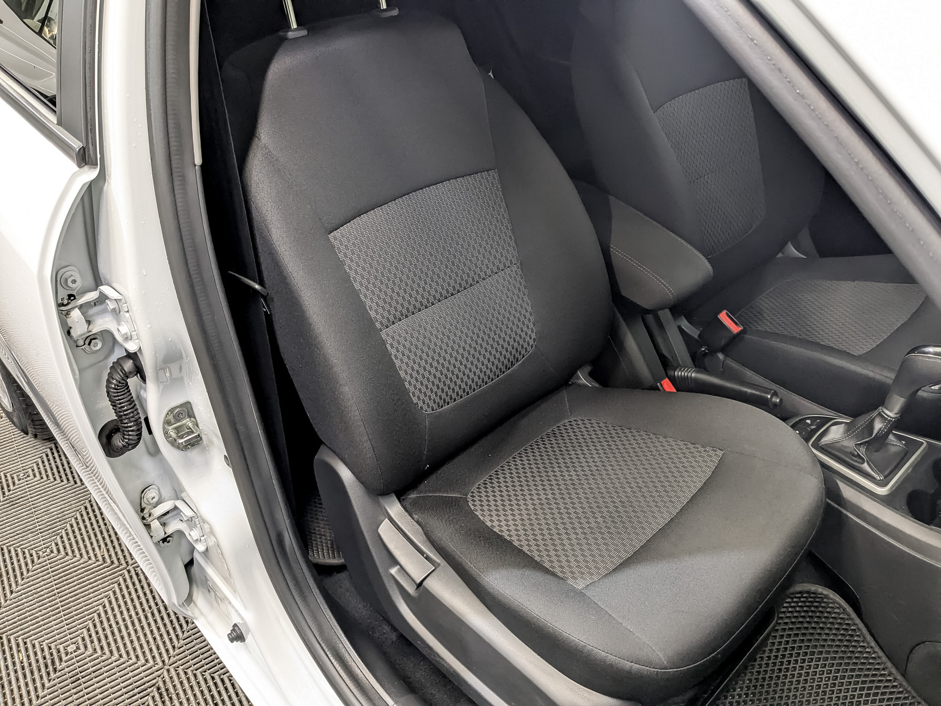 LADA Vesta 1.60 (113 л.с), автомат, 2020, пробег 68 825 км